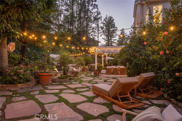 5985 Vista De La Luz