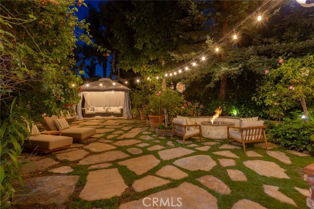 5985 Vista De La Luz