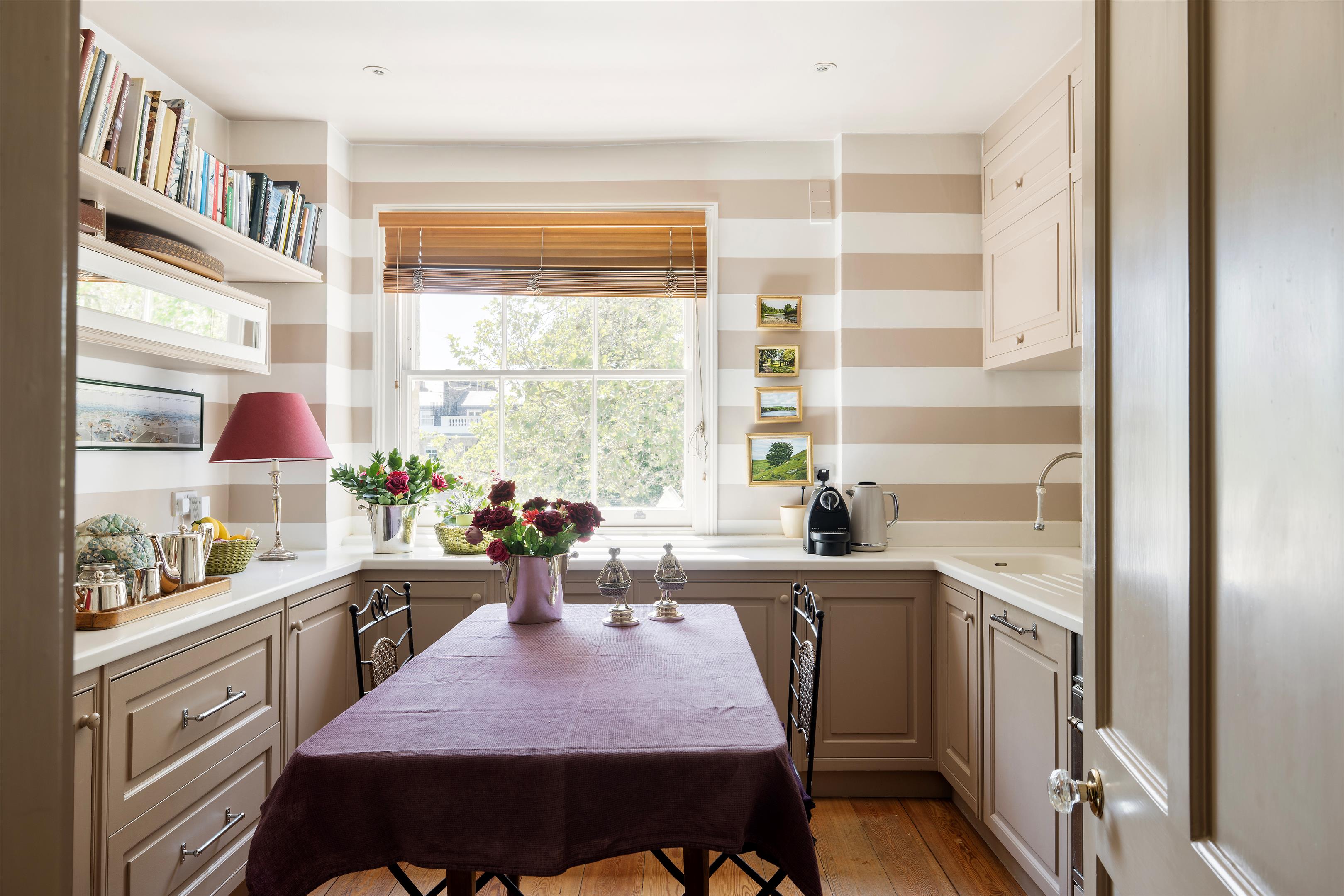 Onslow Gardens, South Kensington SW7