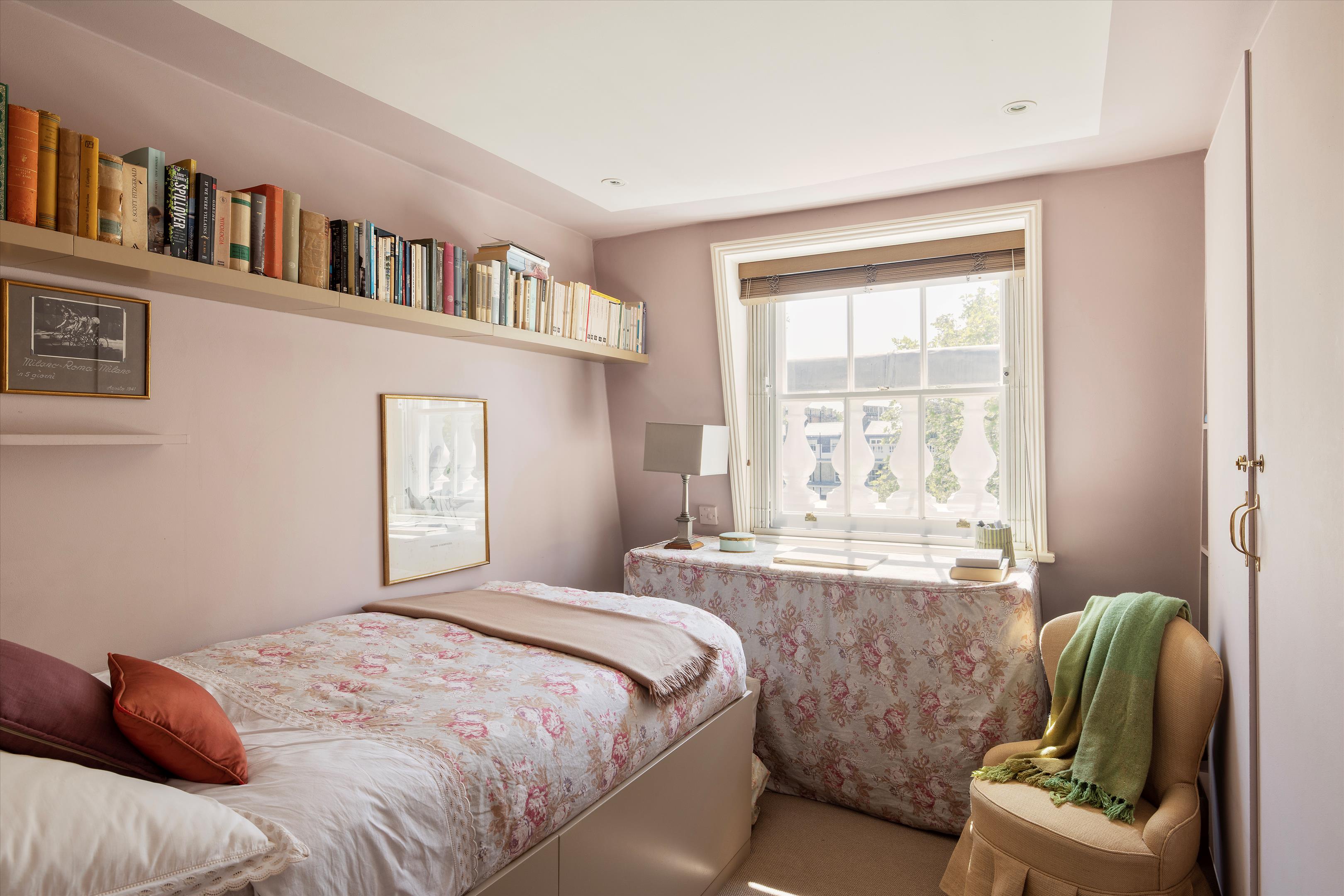Onslow Gardens, South Kensington SW7