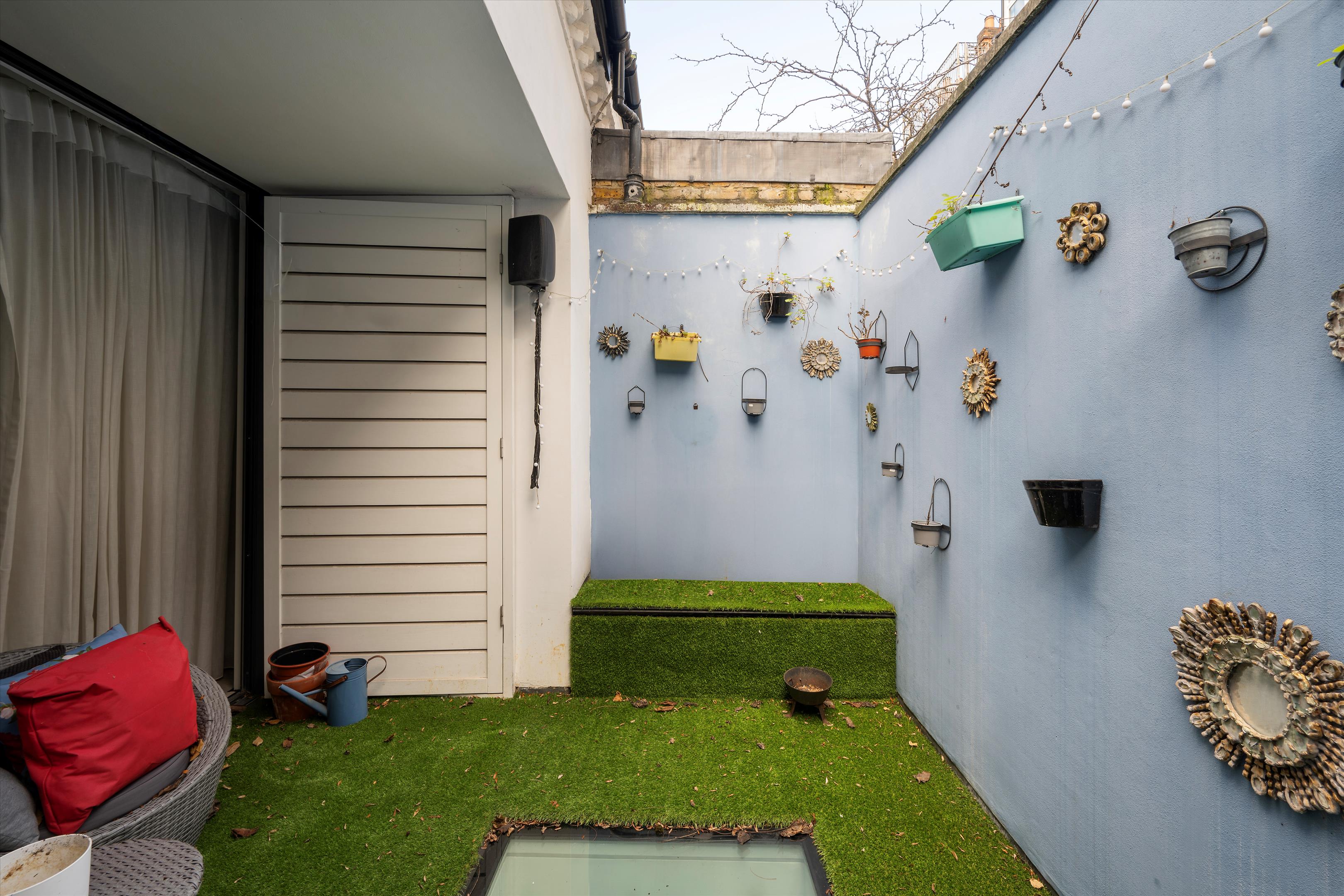 Roland Way, South Kensington SW7