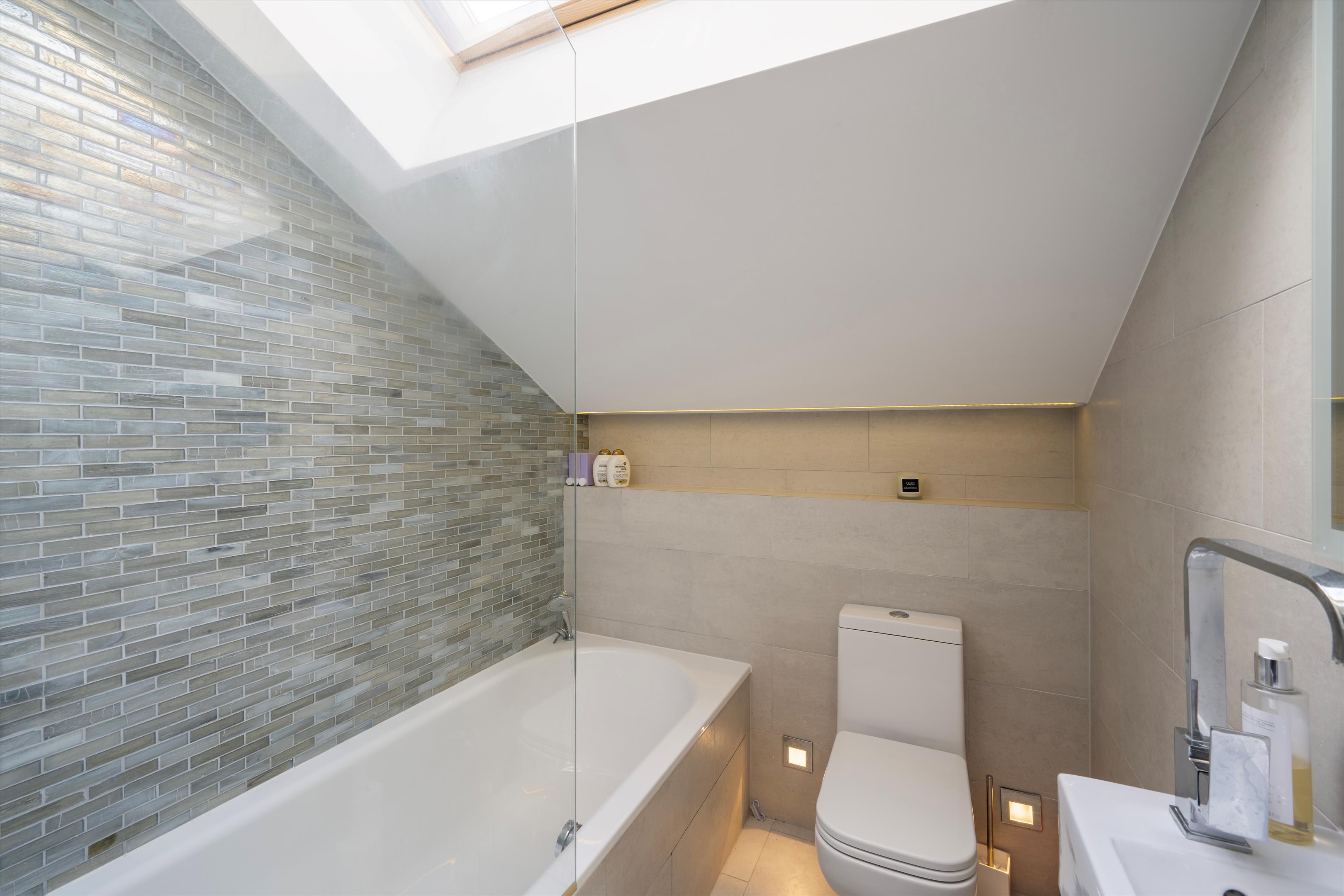 Roland Way, South Kensington SW7