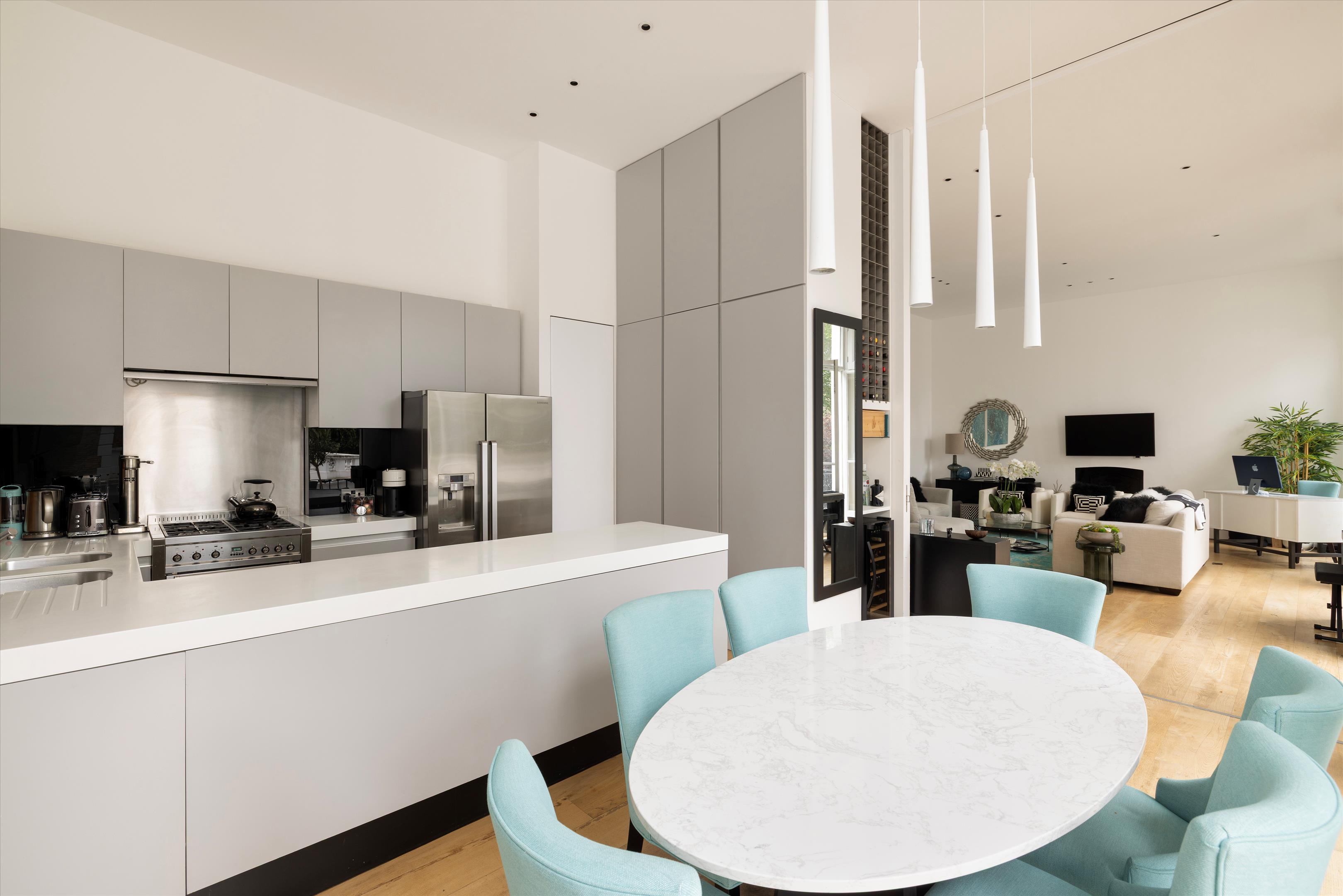 Onslow Gardens, London, SW7
