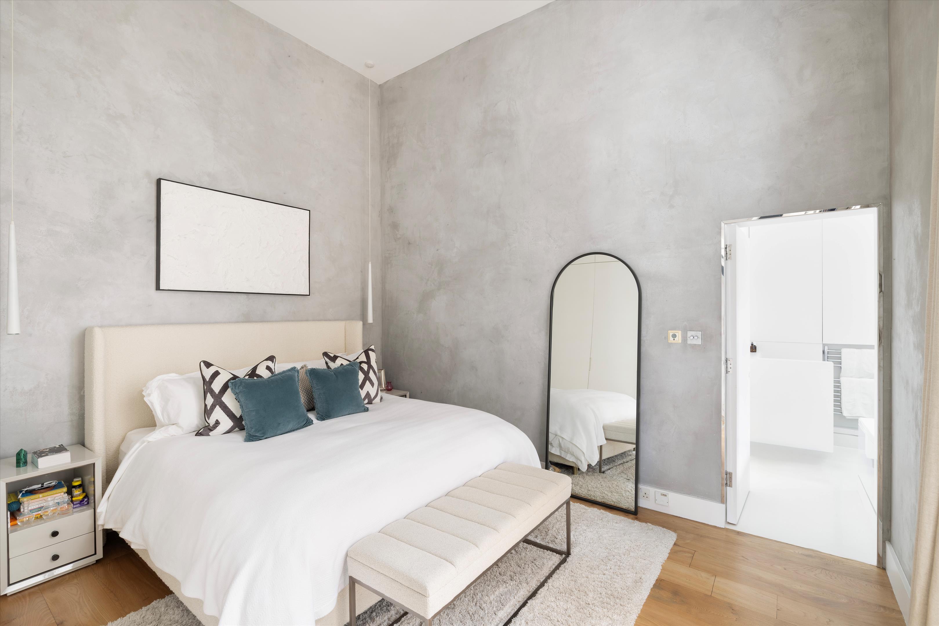 Onslow Gardens, London, SW7