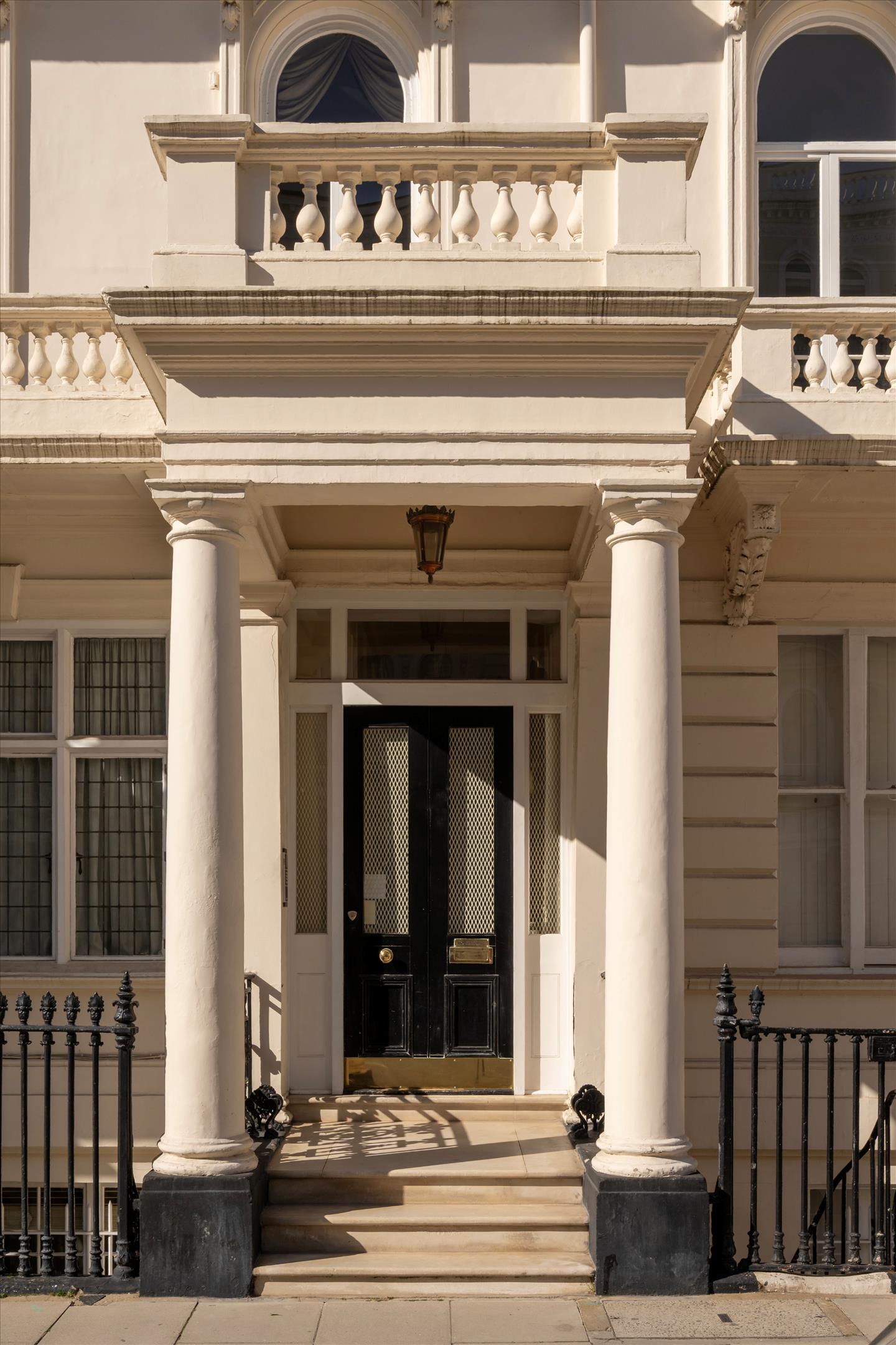 Queen's Gate Terrace, South Kensington SW7