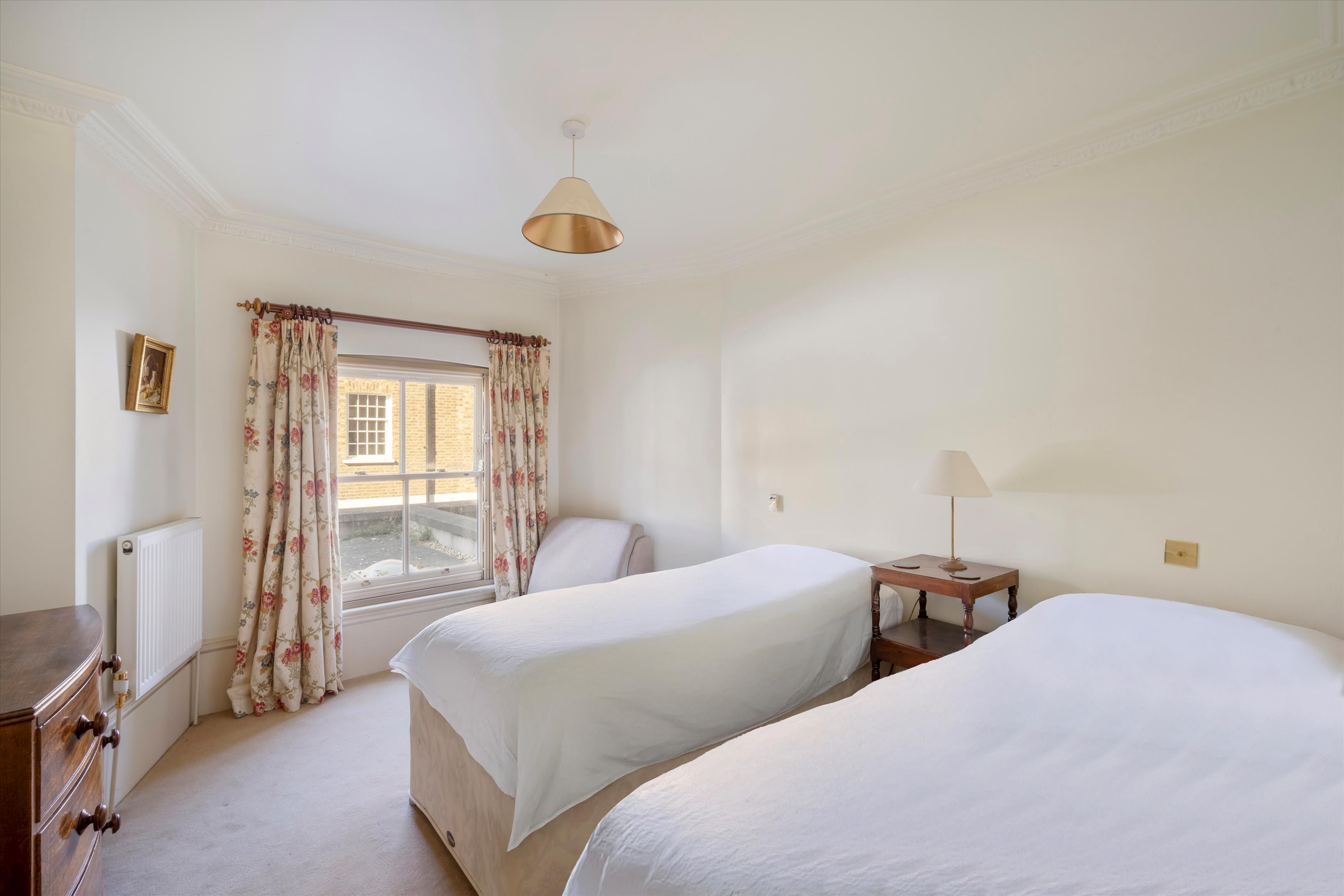 Queen's Gate Terrace, South Kensington SW7