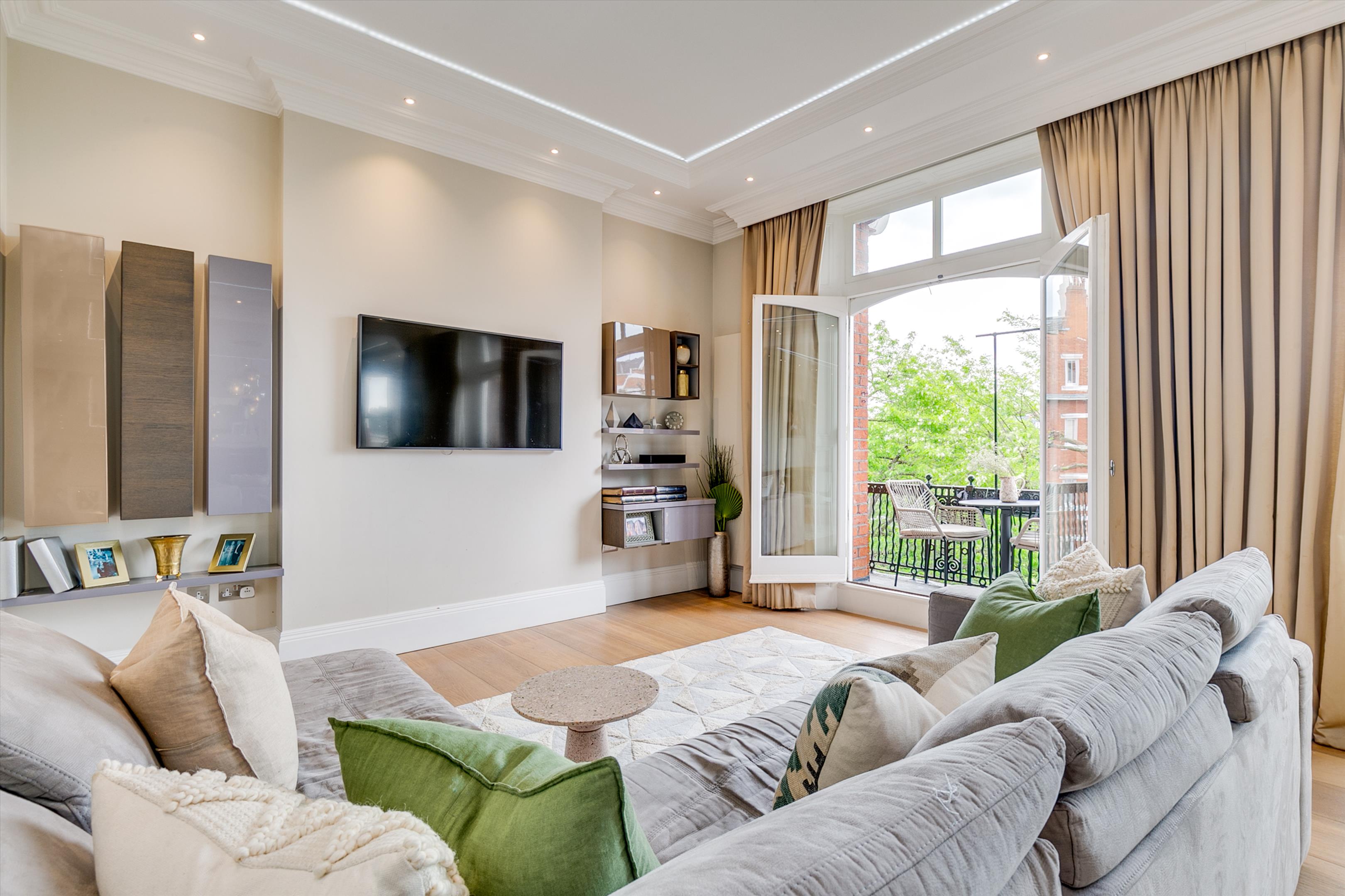 Trebovir Road, London SW5