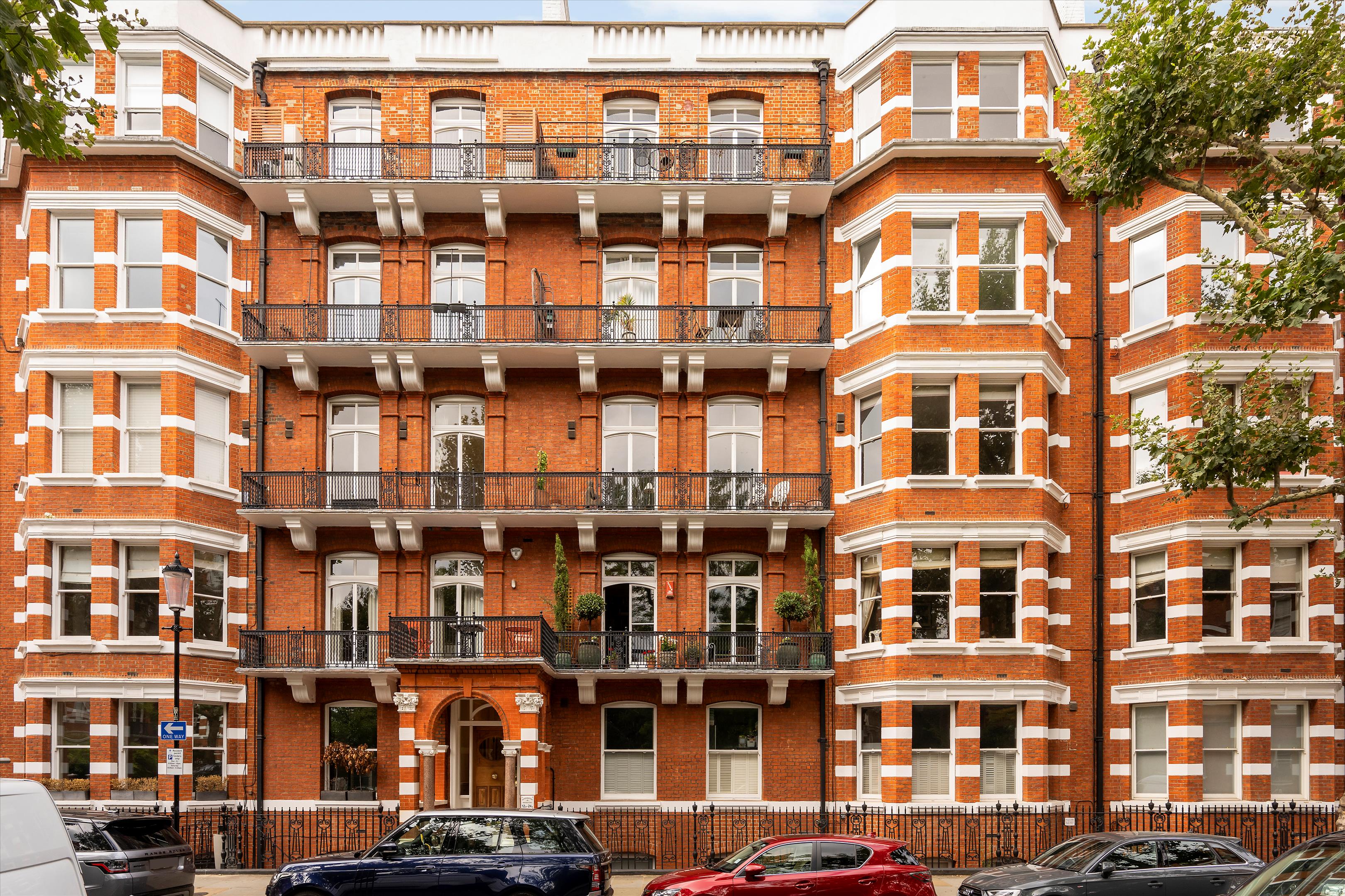 Trebovir Road, London SW5