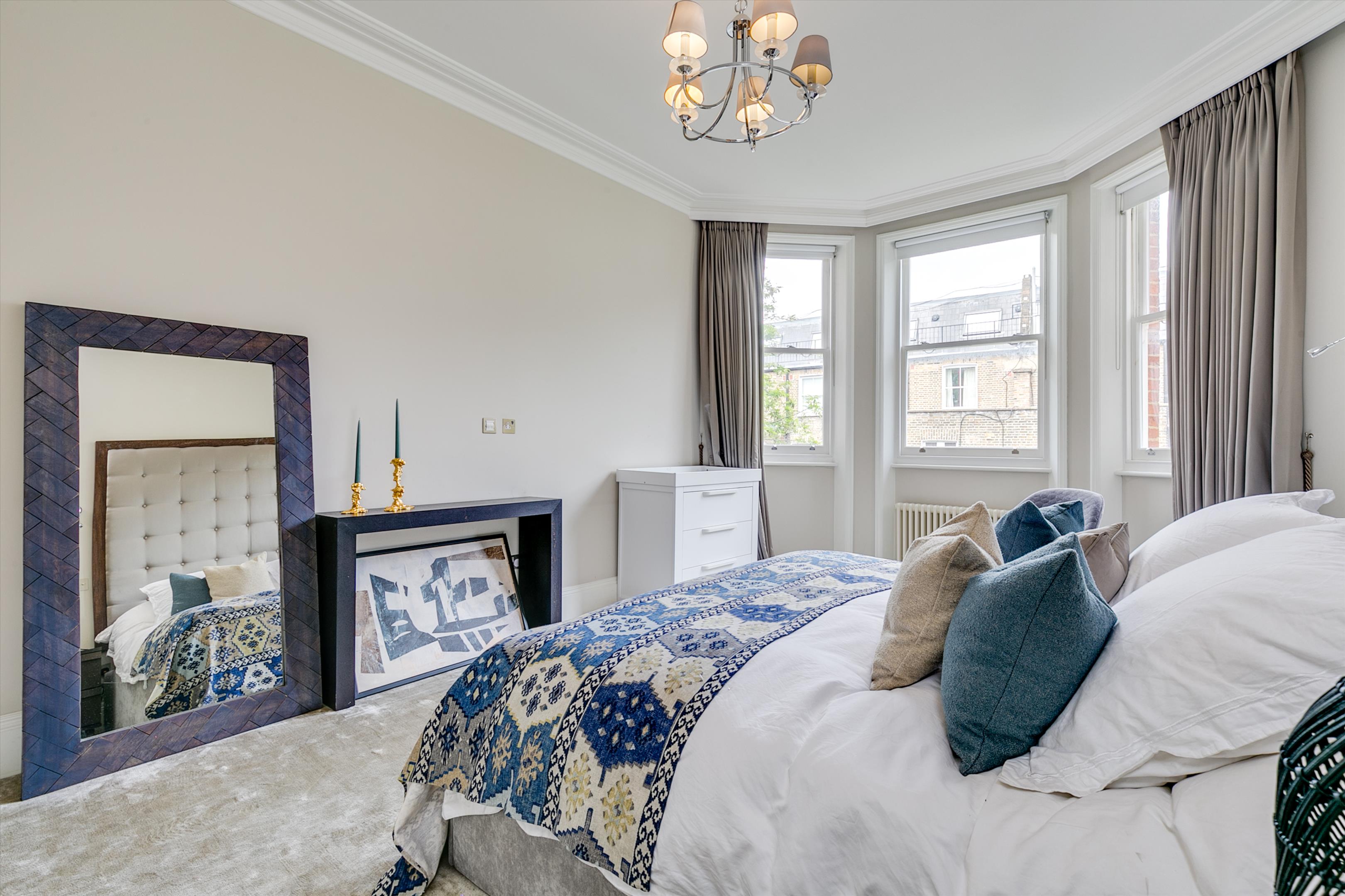 Trebovir Road, London SW5