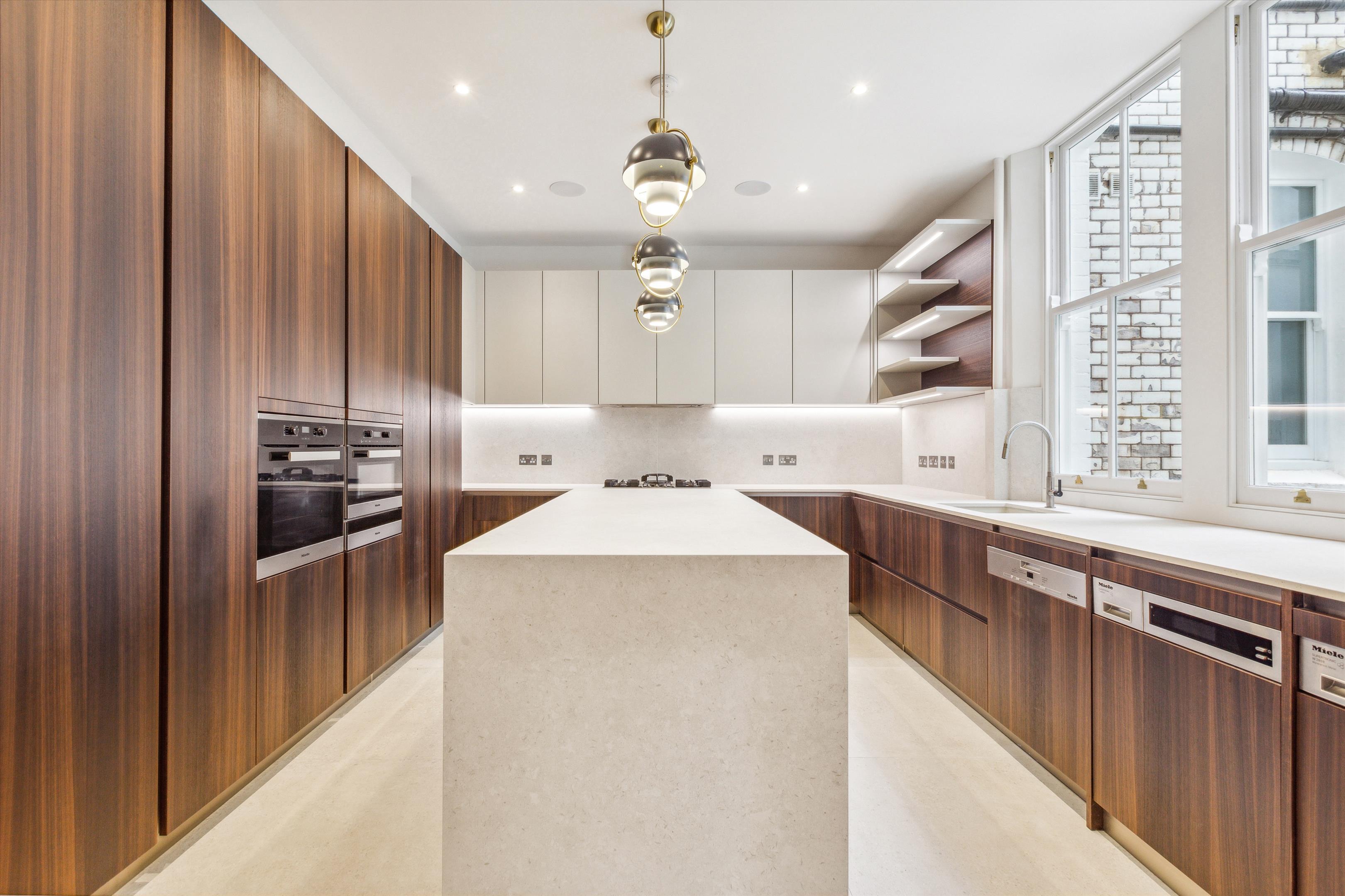 Trebovir Road, London SW5