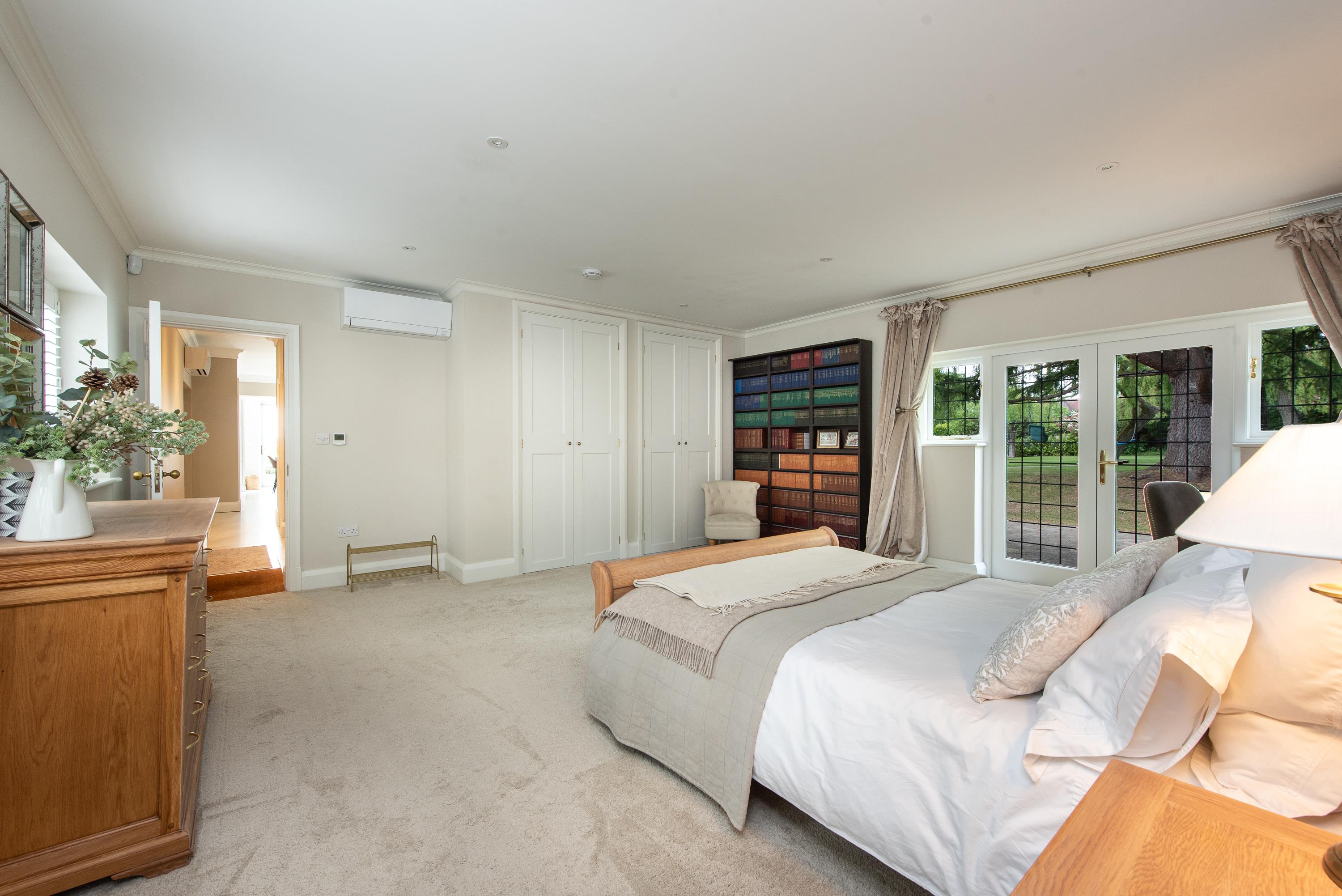 Cryfield Grange Road, Coventry, West Midlands CV4