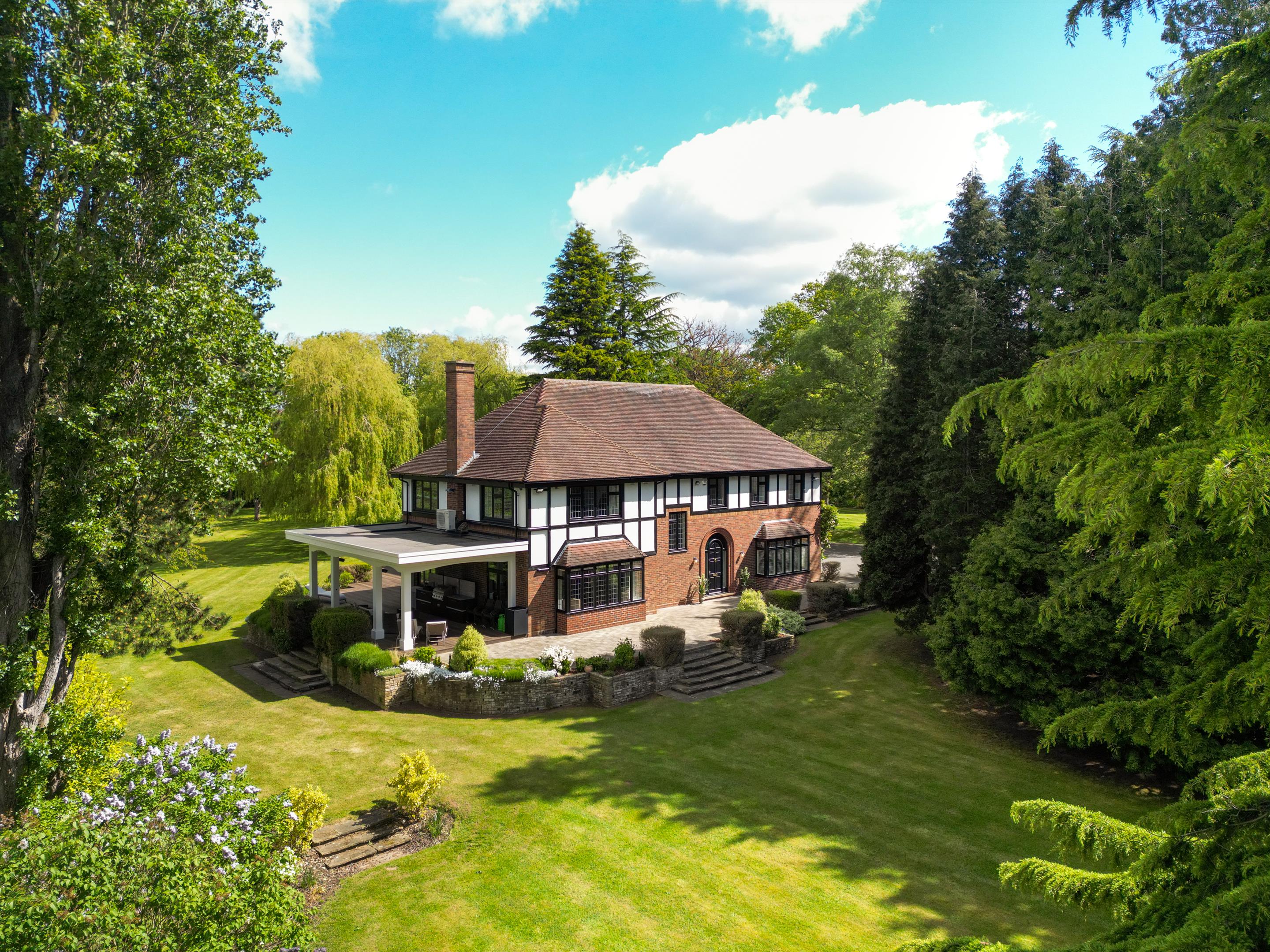 Cryfield Grange Road, Coventry, West Midlands CV4