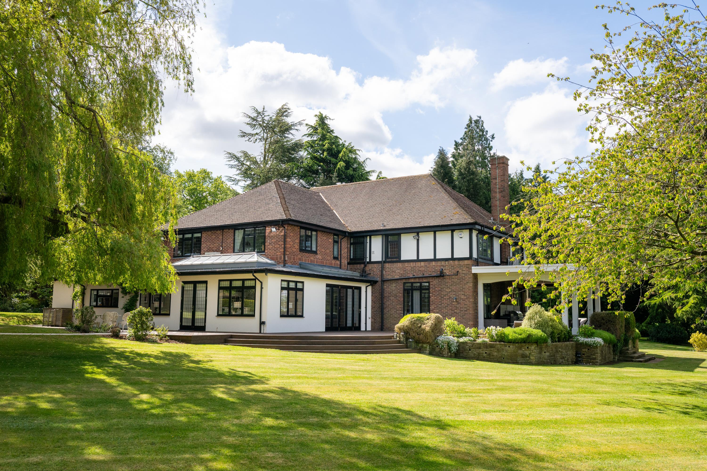 Cryfield Grange Road, Coventry, West Midlands CV4