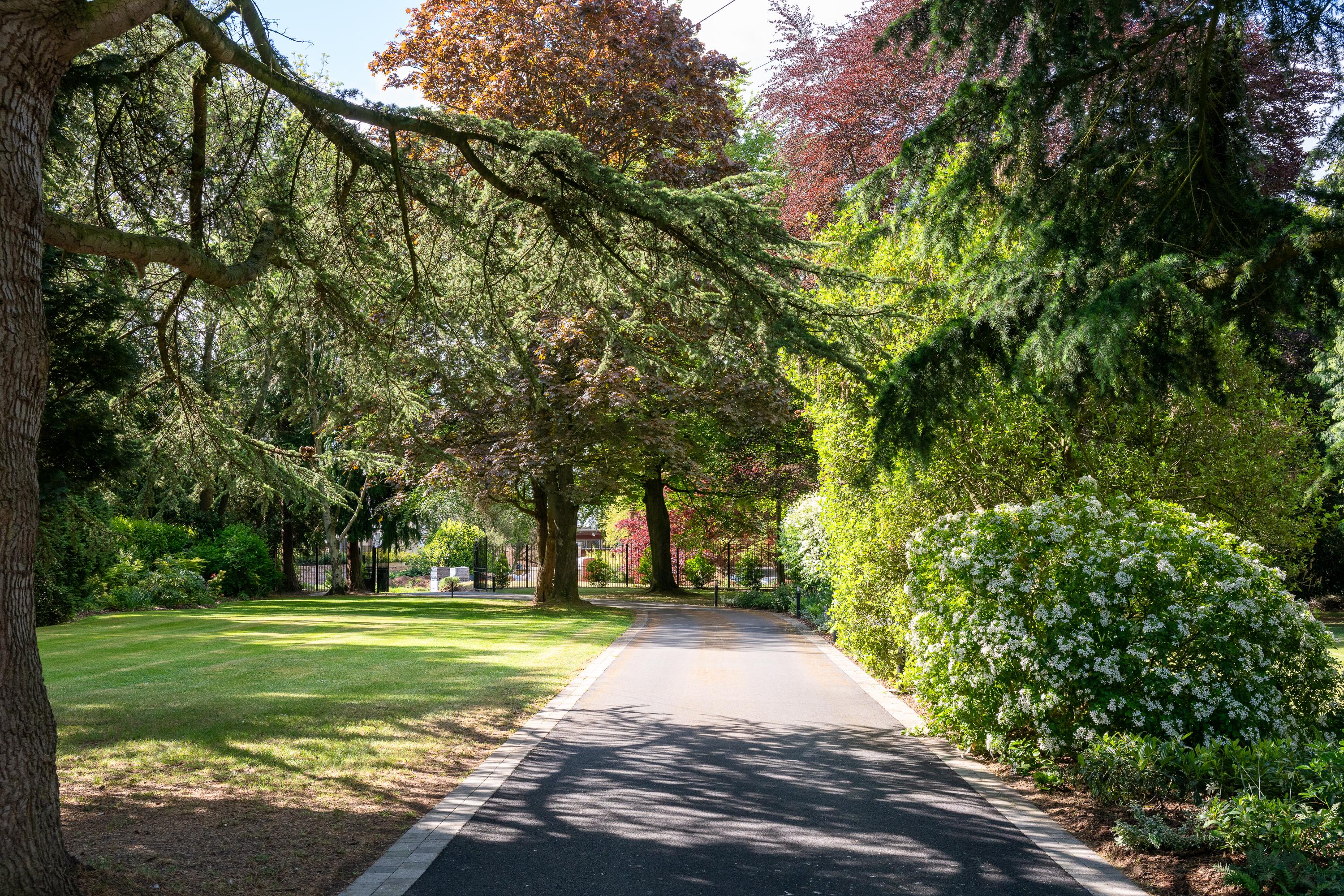 Cryfield Grange Road, Coventry, West Midlands CV4