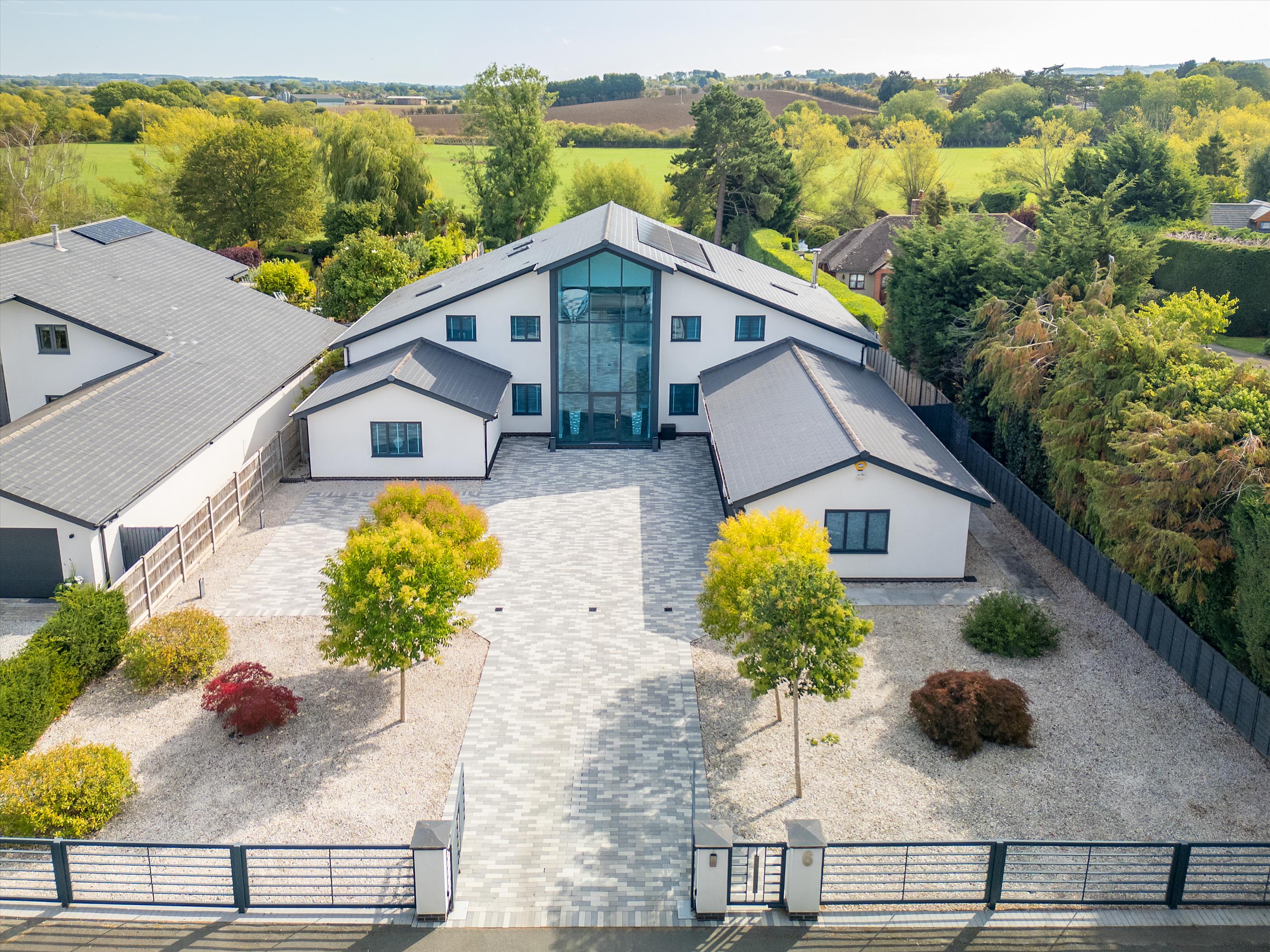 Avonbank Drive, Stratford-upon-Avon, Warwickshire, CV37