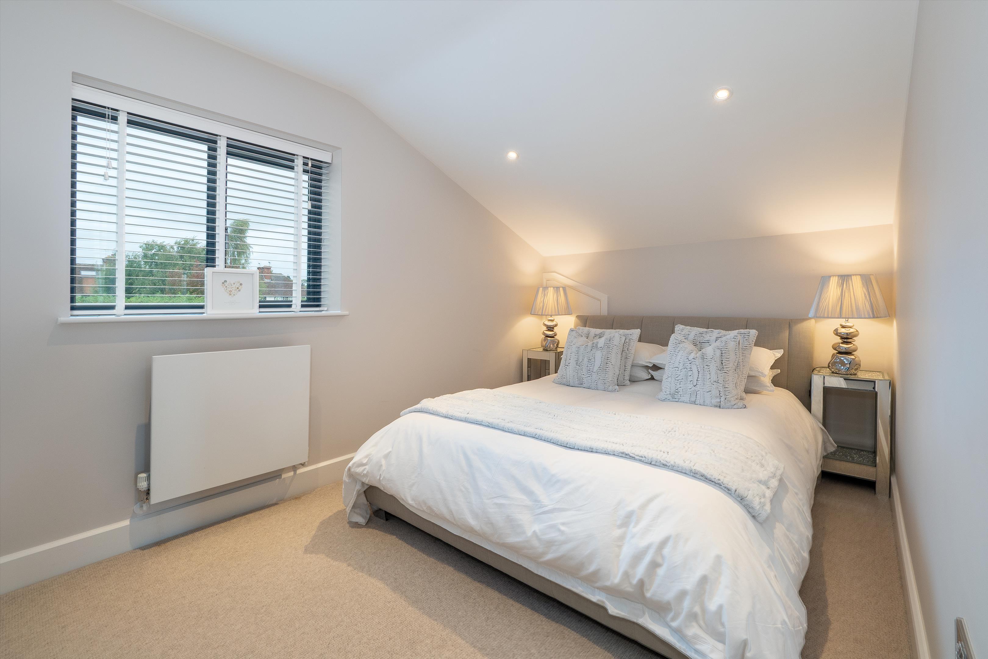 Avonbank Drive, Stratford-upon-Avon, Warwickshire, CV37