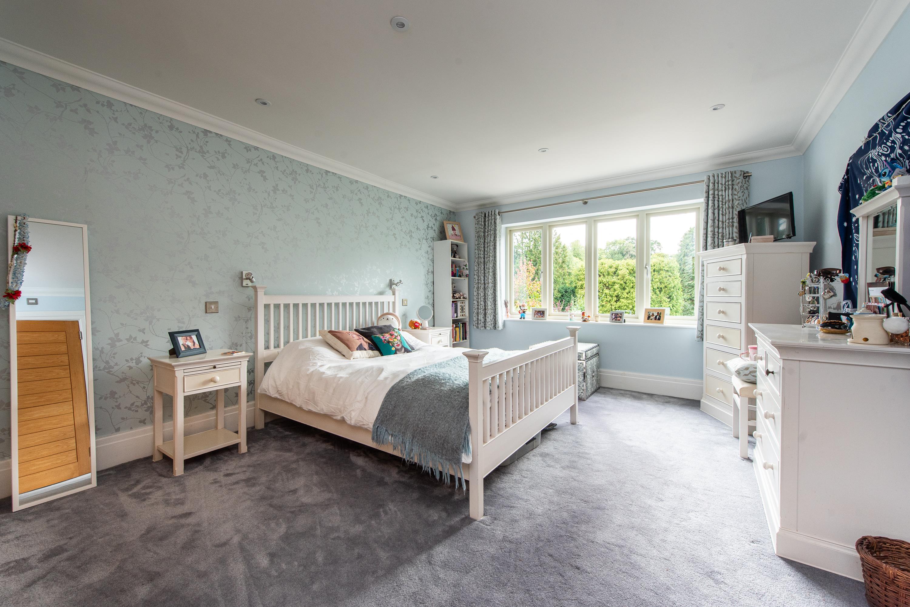 Blue Lake Road, Dorridge, Solihull, West Midlands B93