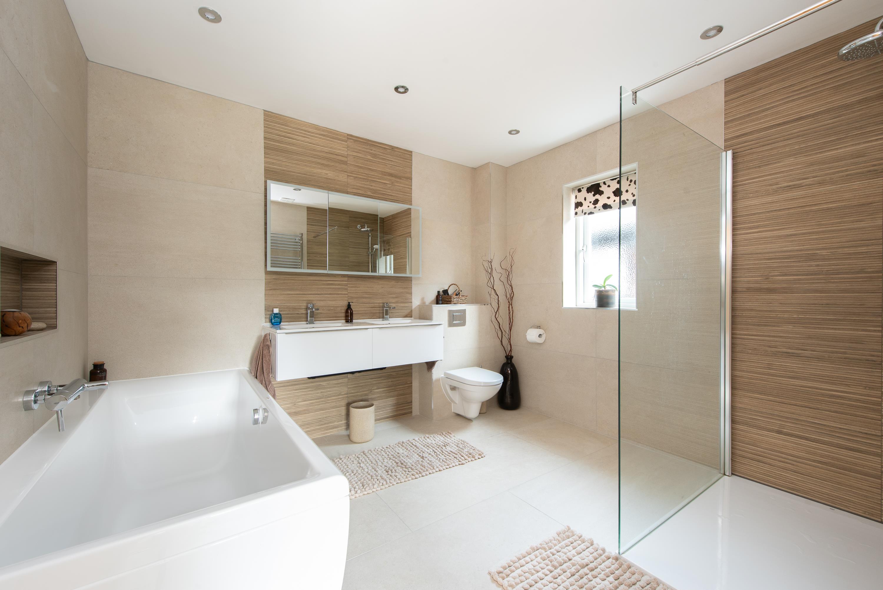 Blue Lake Road, Dorridge, Solihull, West Midlands B93