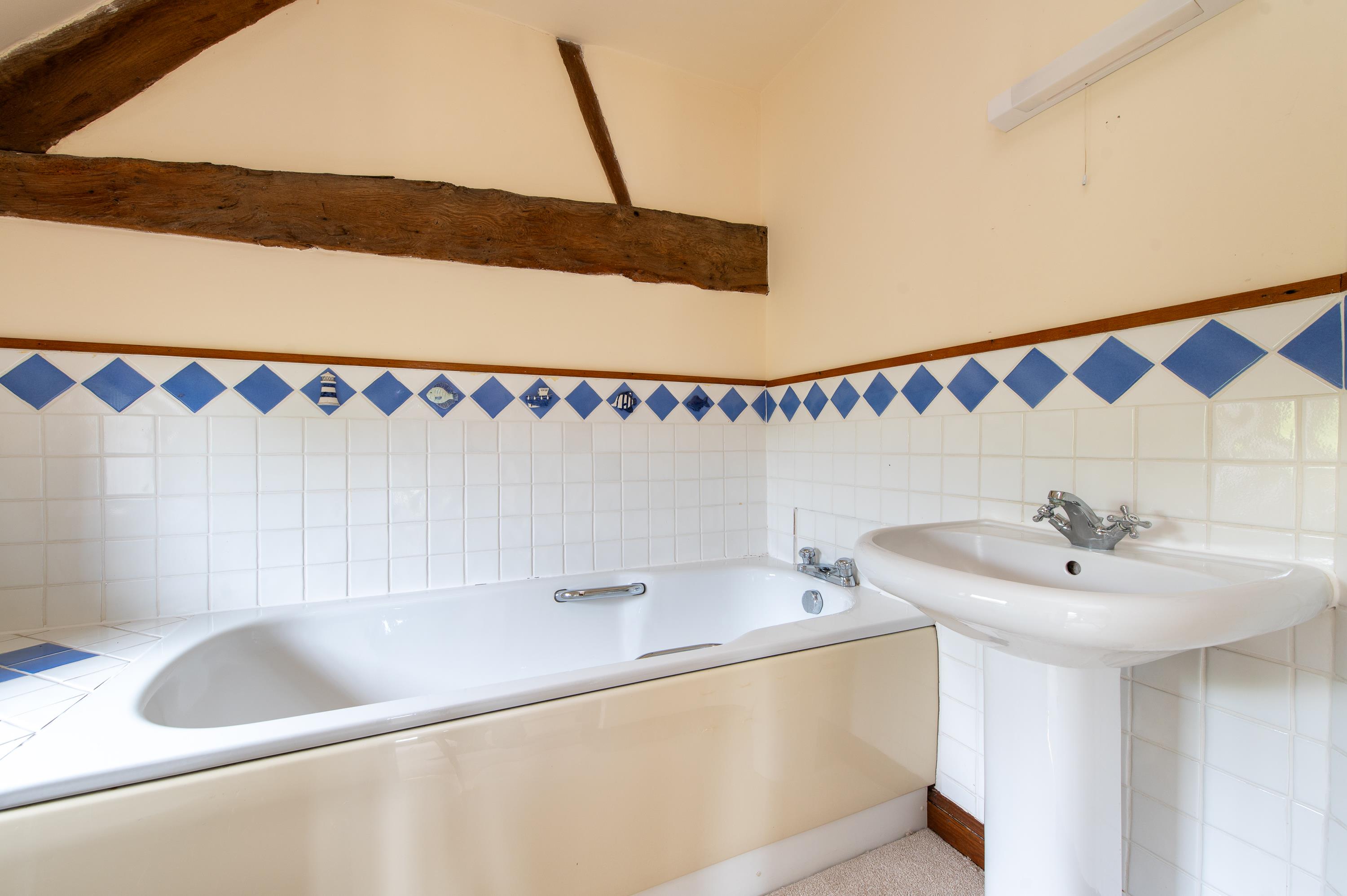 Pettiford Lane, Wootton Wawen, Henley-in-Arden, Warwickshire, B95