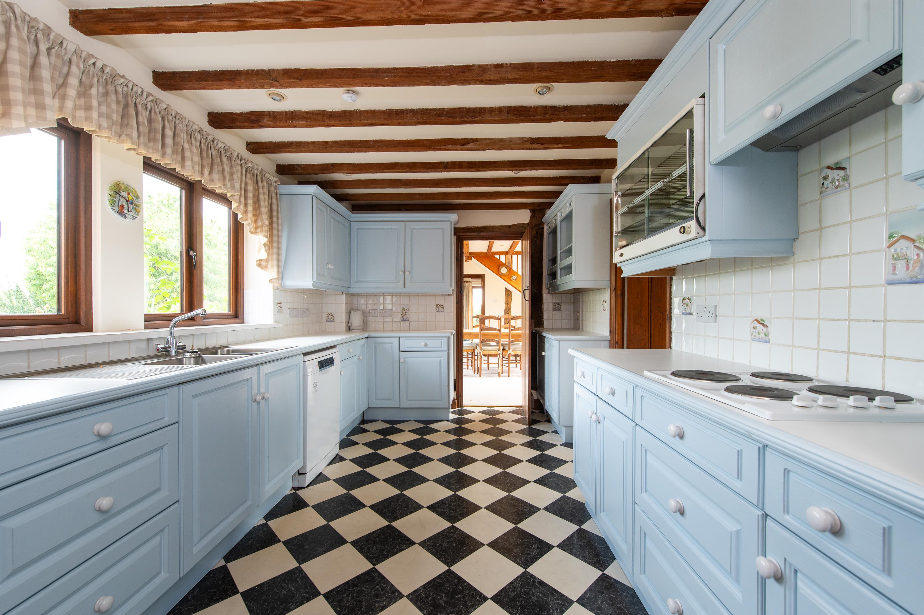 Pettiford Lane, Wootton Wawen, Henley-in-Arden, Warwickshire, B95