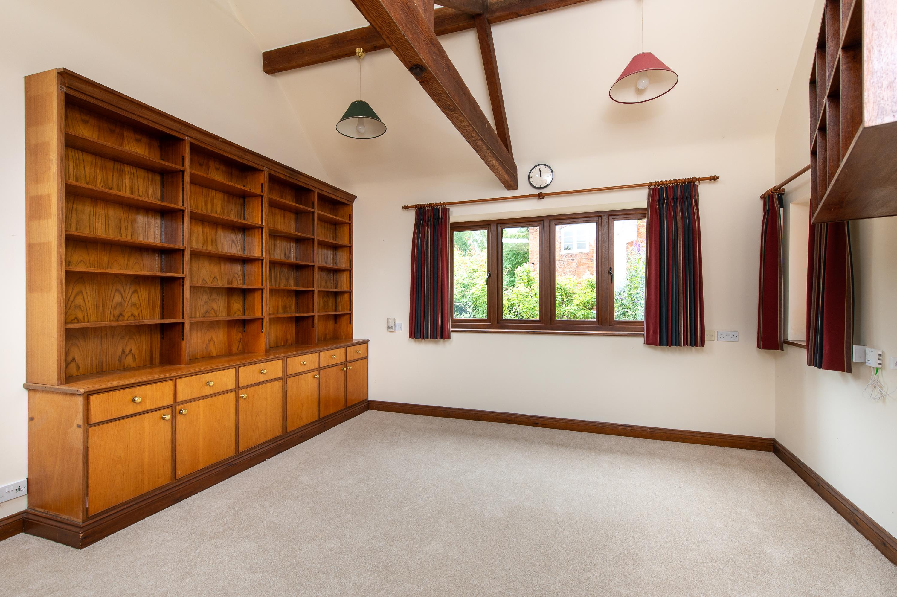 Pettiford Lane, Wootton Wawen, Henley-in-Arden, Warwickshire, B95