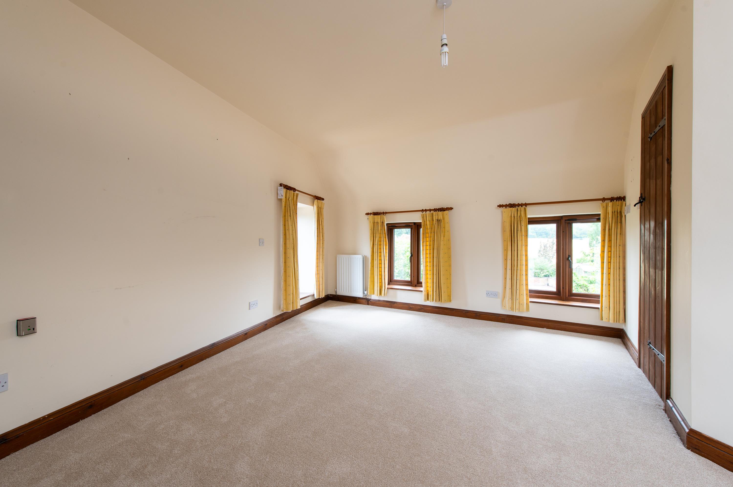 Pettiford Lane, Wootton Wawen, Henley-in-Arden, Warwickshire, B95