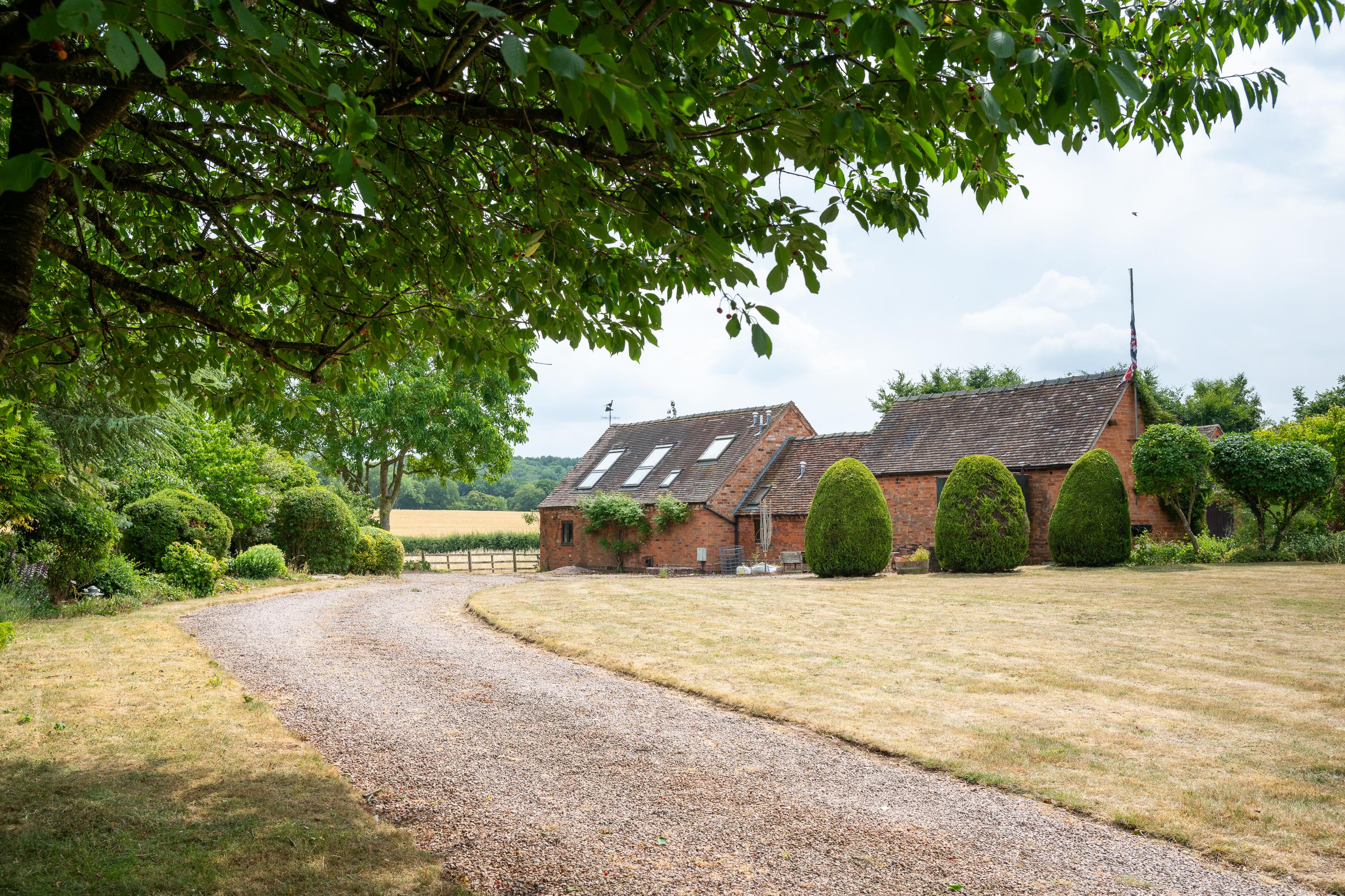 Pettiford Lane, Wootton Wawen, Henley-in-Arden, Warwickshire, B95