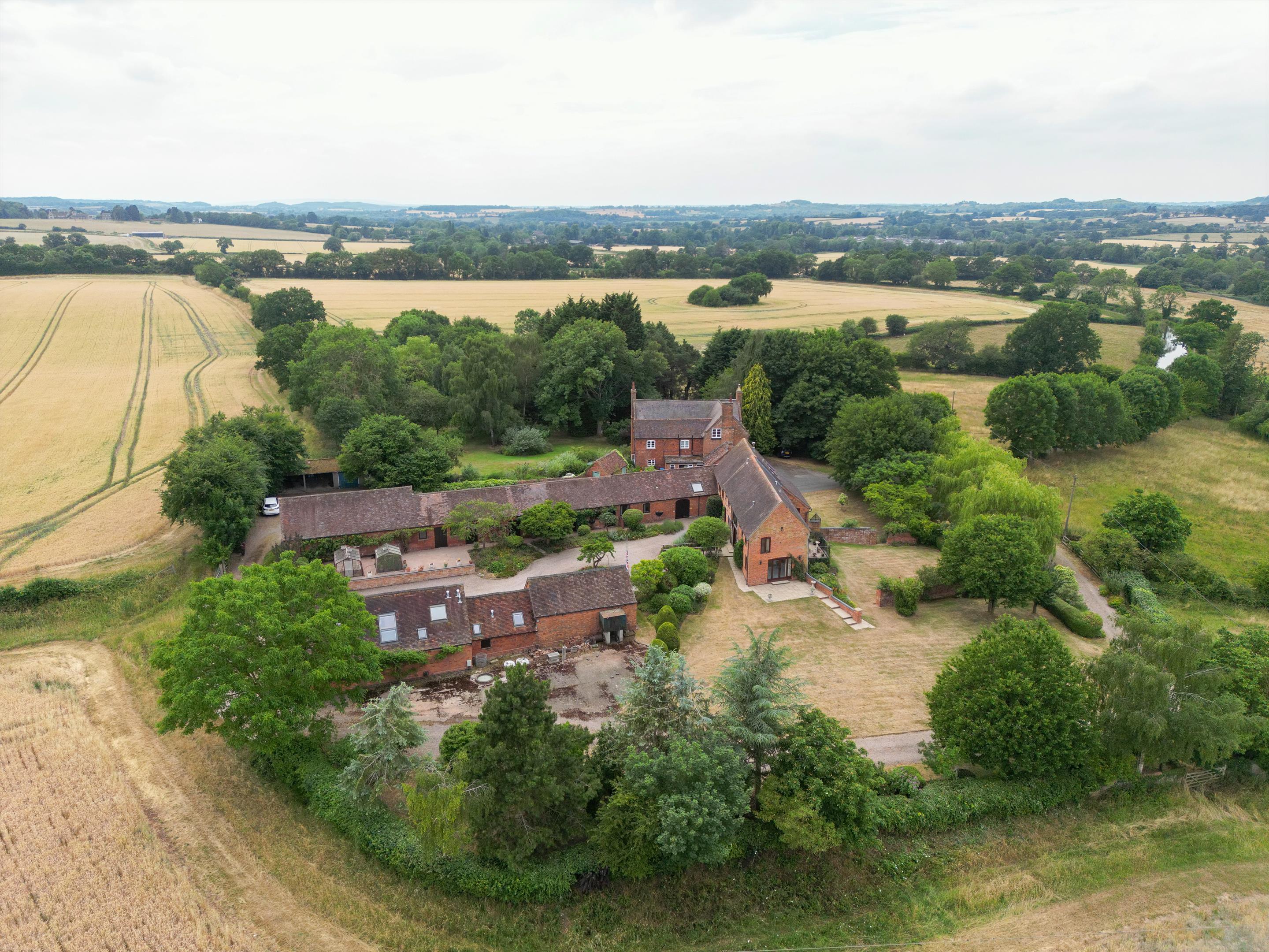 Pettiford Lane, Wootton Wawen, Henley-in-Arden, Warwickshire, B95