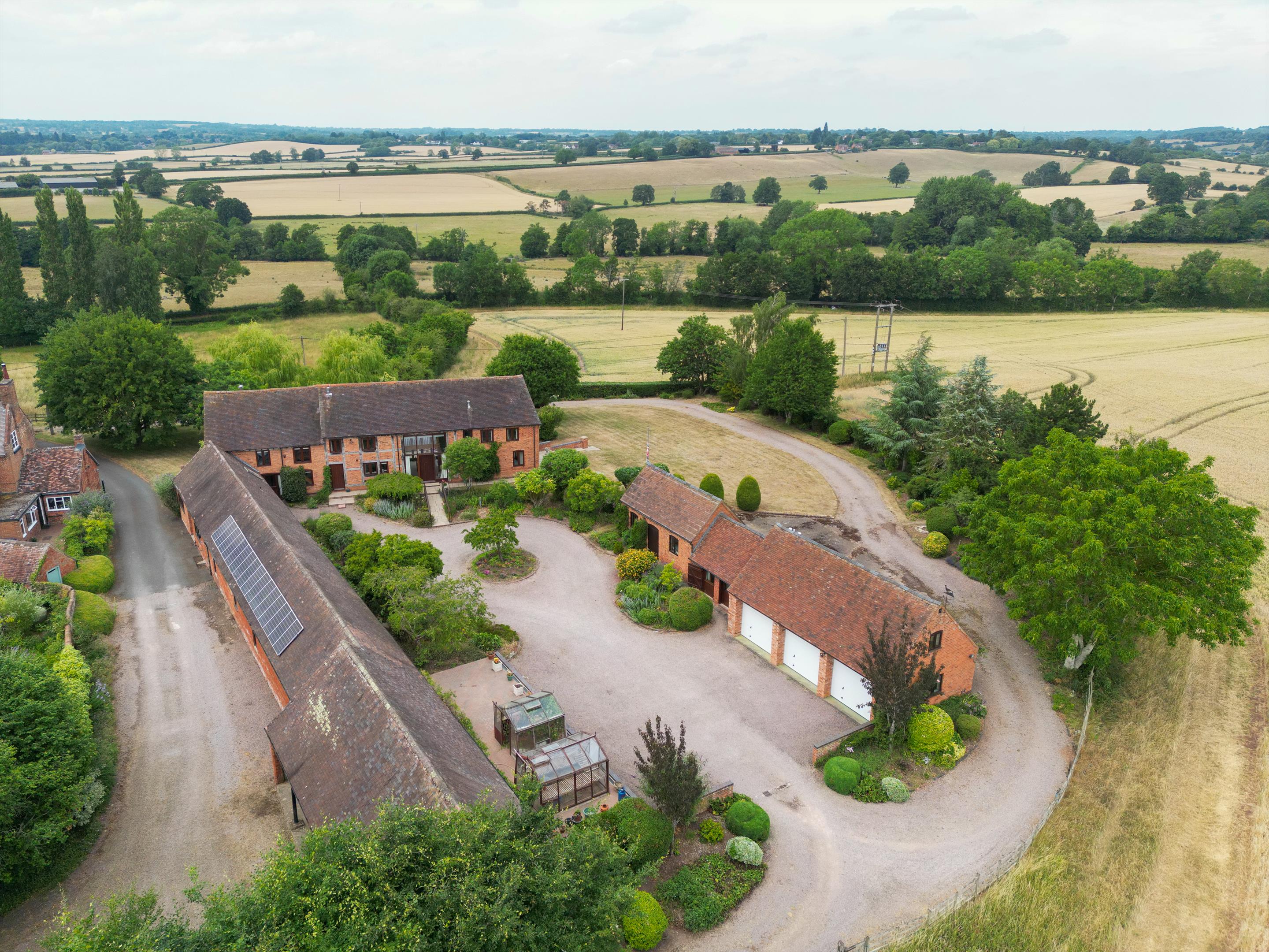 Pettiford Lane, Wootton Wawen, Henley-in-Arden, Warwickshire, B95