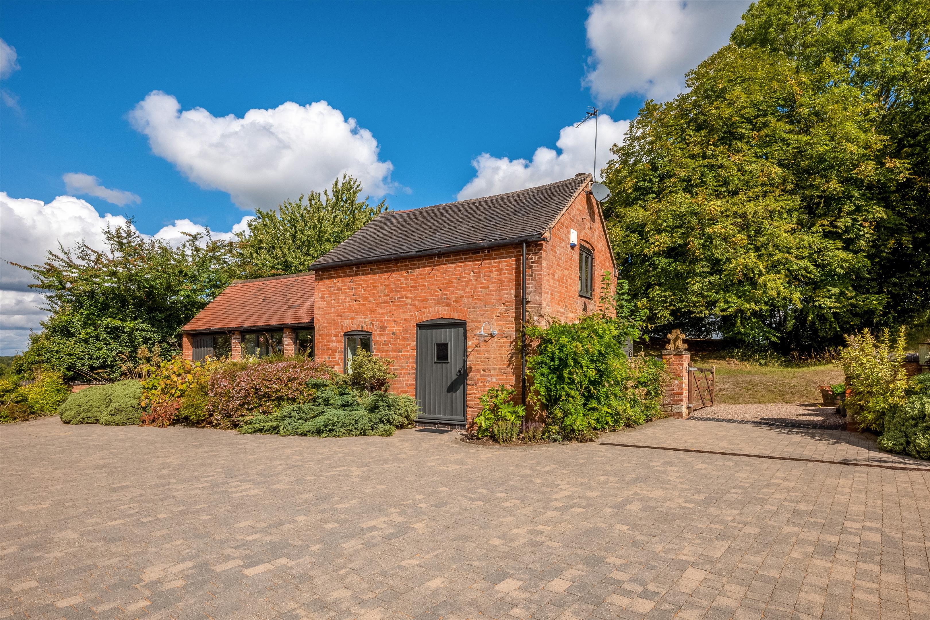 Old Warwick Road, Rowington, Warwickshire CV35