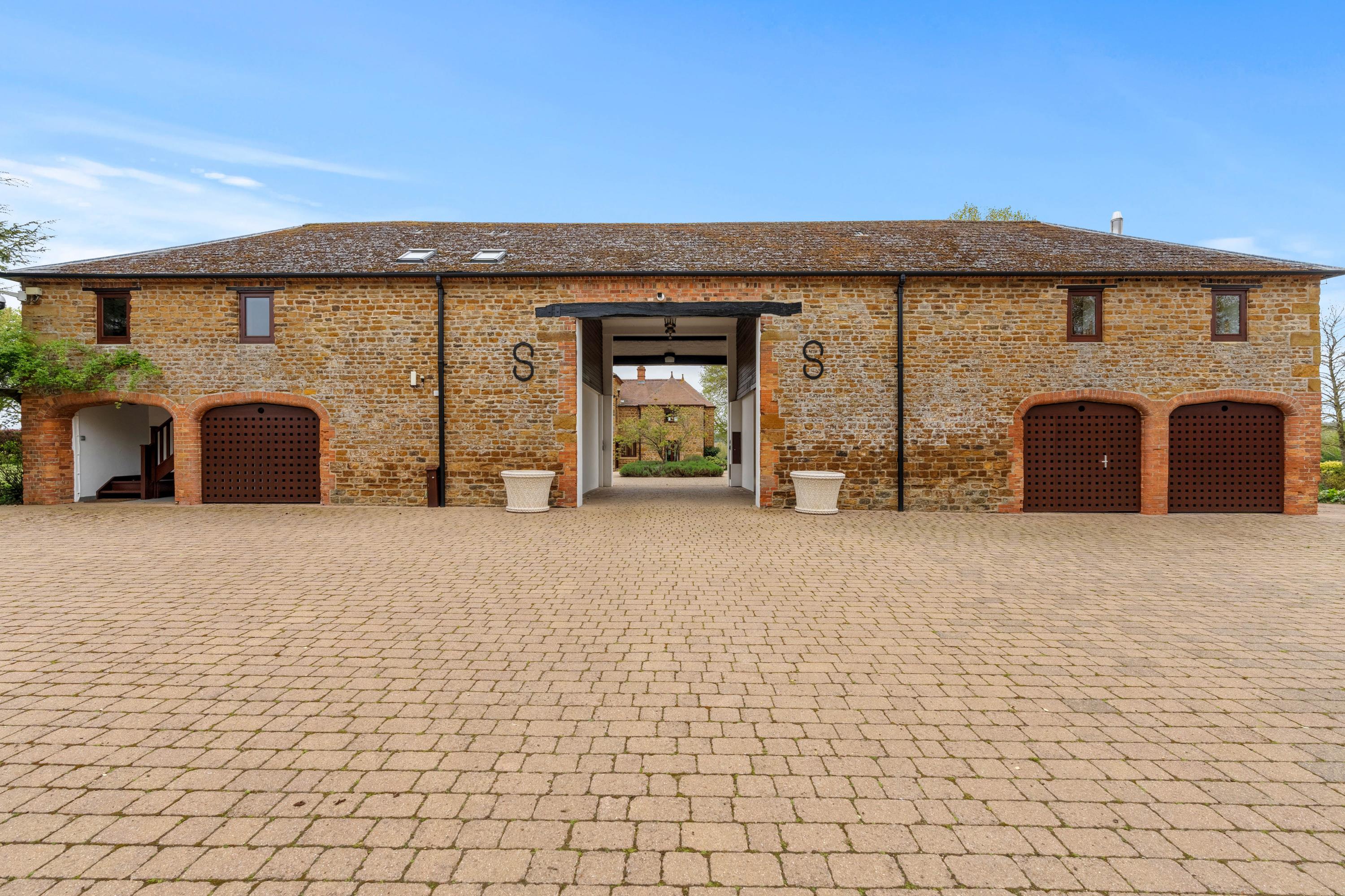 Fawsley Road, Fawsley, Daventry, Northamptonshire, NN11