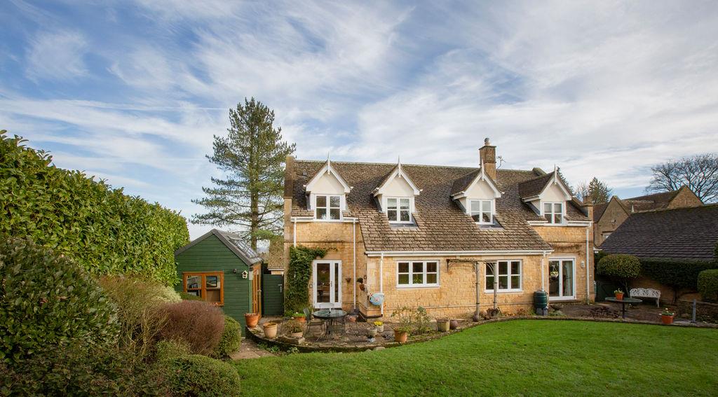 Fosseway House, Stow On The Wold, Gloucestershire, GL54