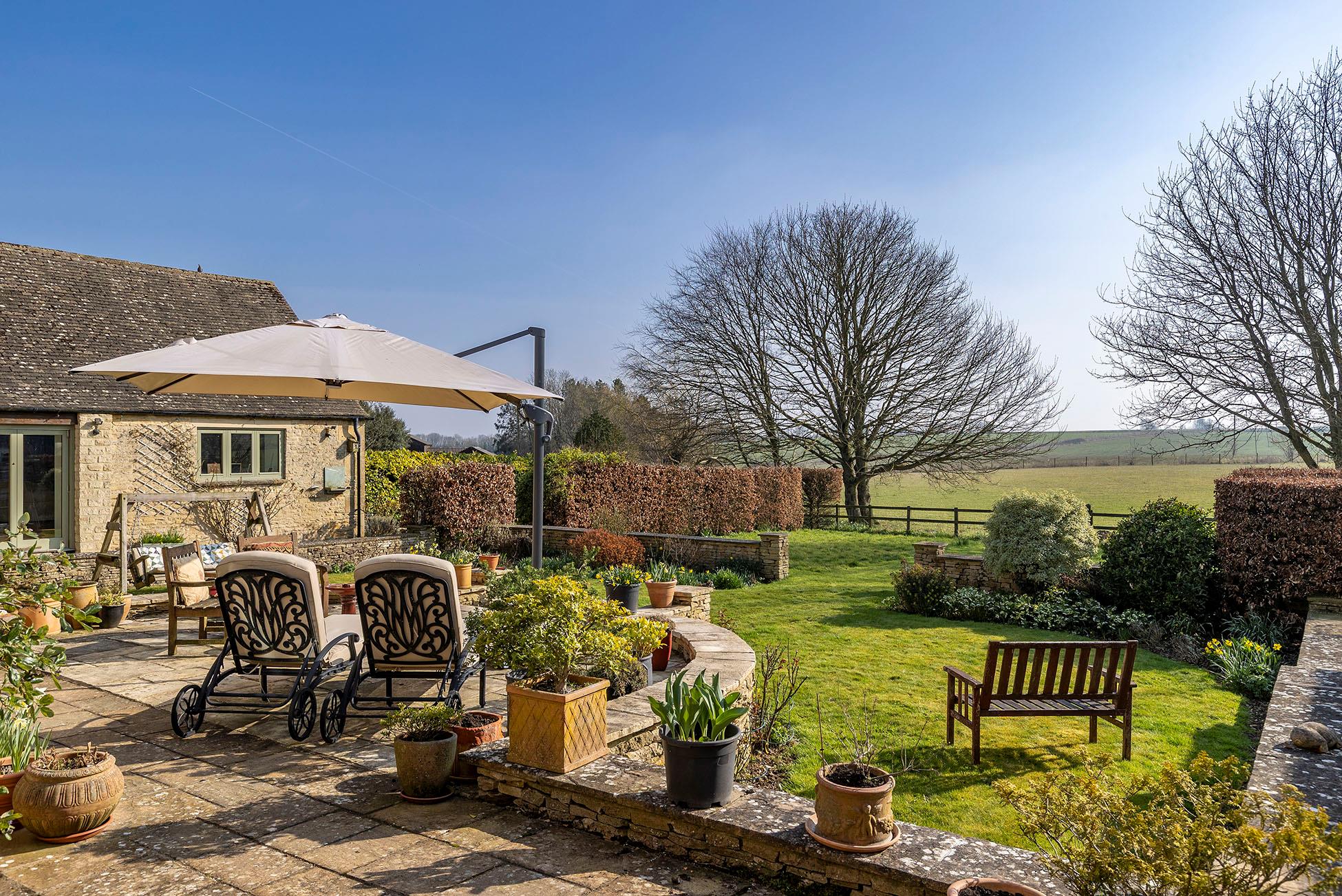 Nr Cold Aston, Bourton-On-The-Water, Cheltenham, Gloucestershire, GL54