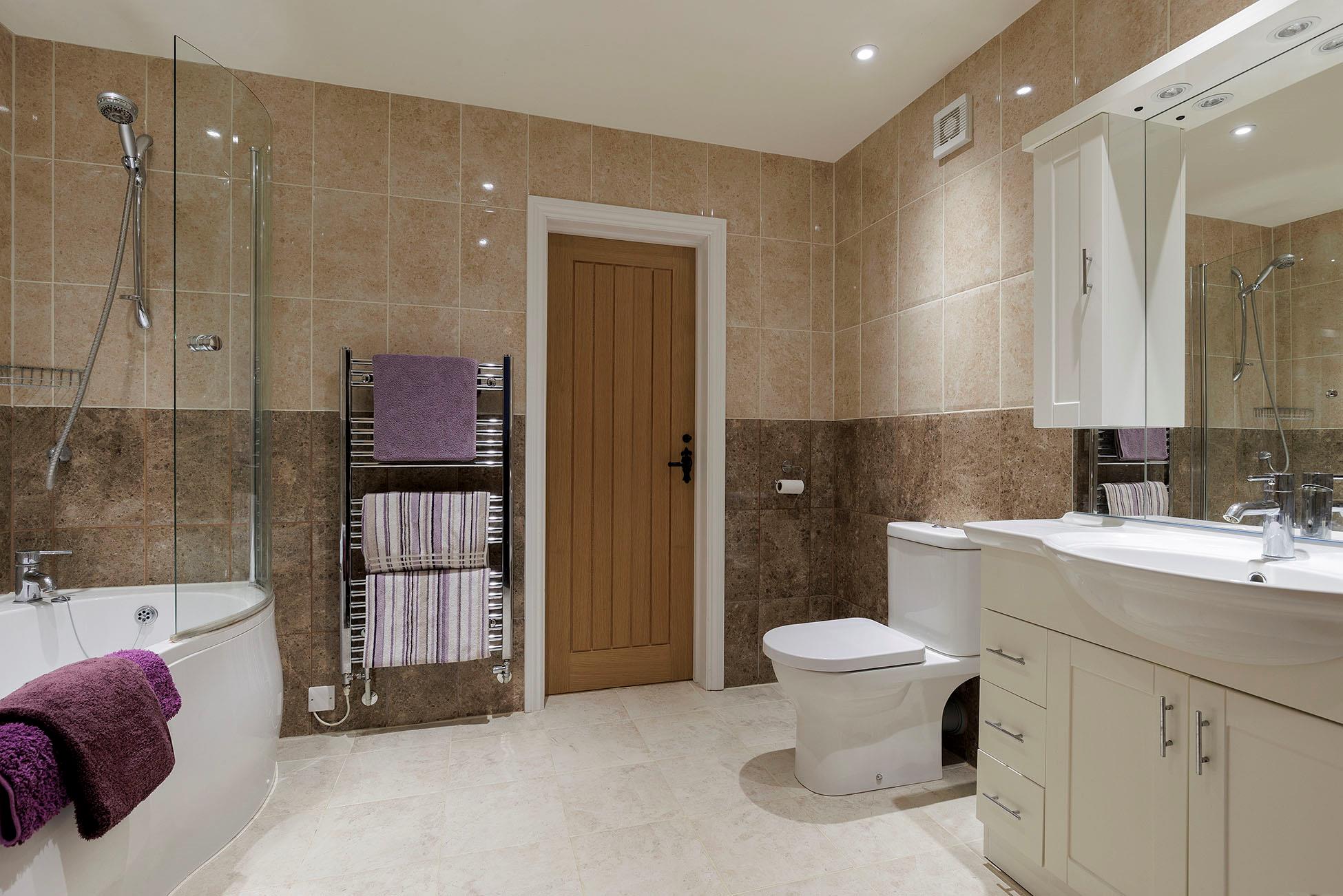 Nr Cold Aston, Bourton-On-The-Water, Cheltenham, Gloucestershire, GL54