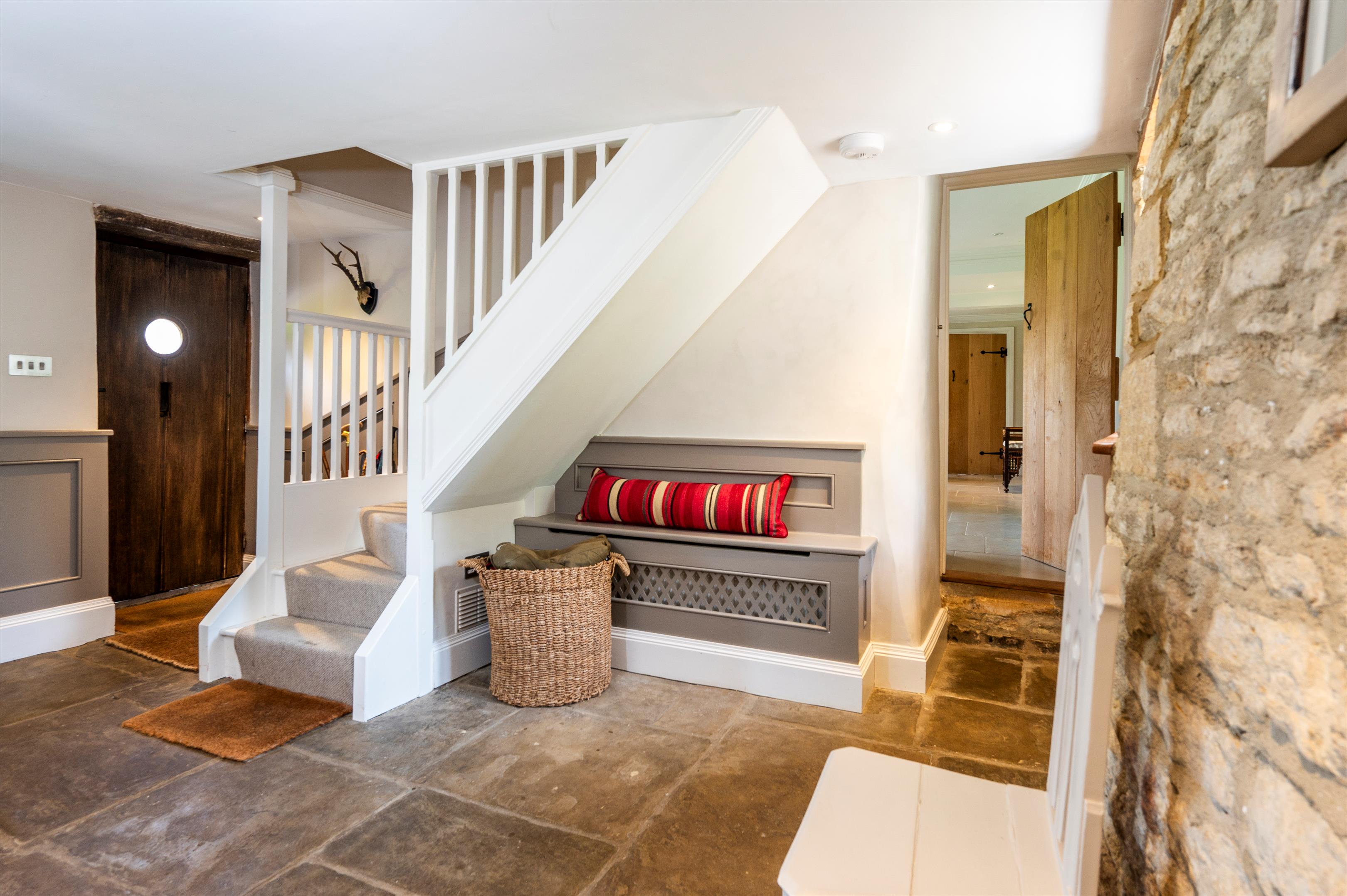 Little Barrington, Burford, OX18