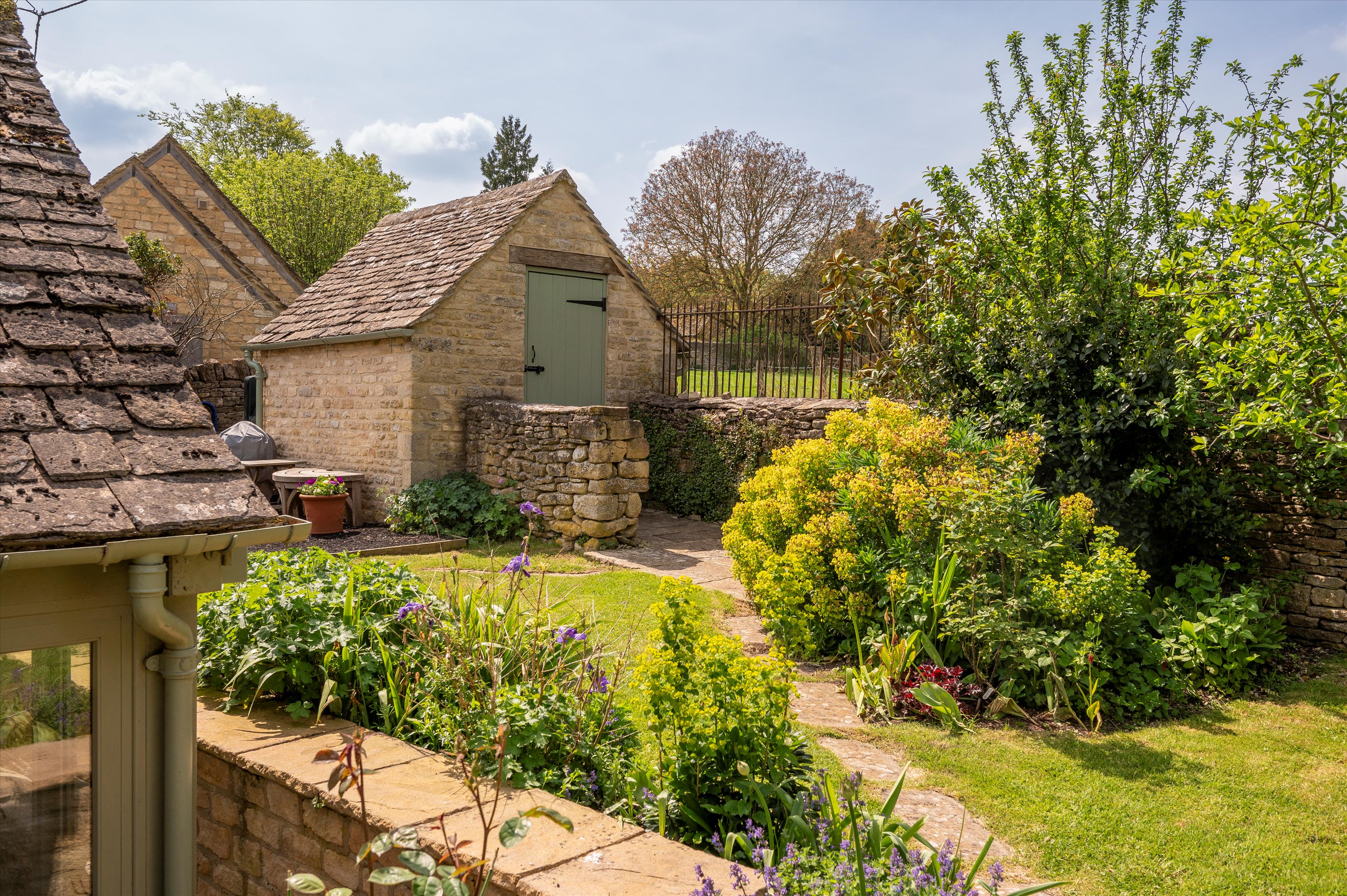 Little Barrington, Burford, OX18
