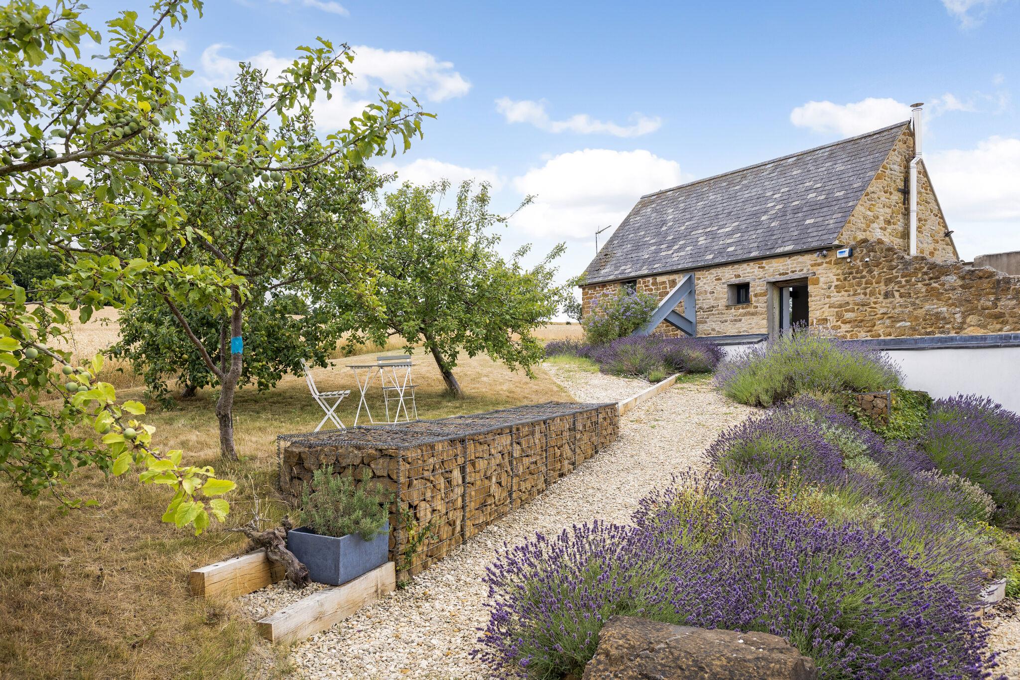 Barton-on-the-Heath, Moreton-in-Marsh, Gloucestershire / Warwickshire border GL56