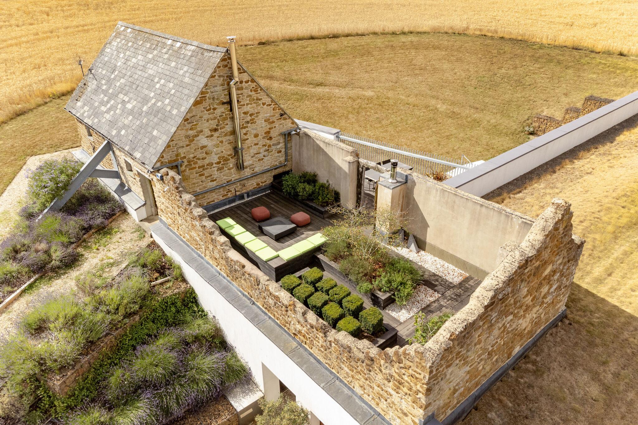Barton-on-the-Heath, Moreton-in-Marsh, Gloucestershire / Warwickshire border GL56