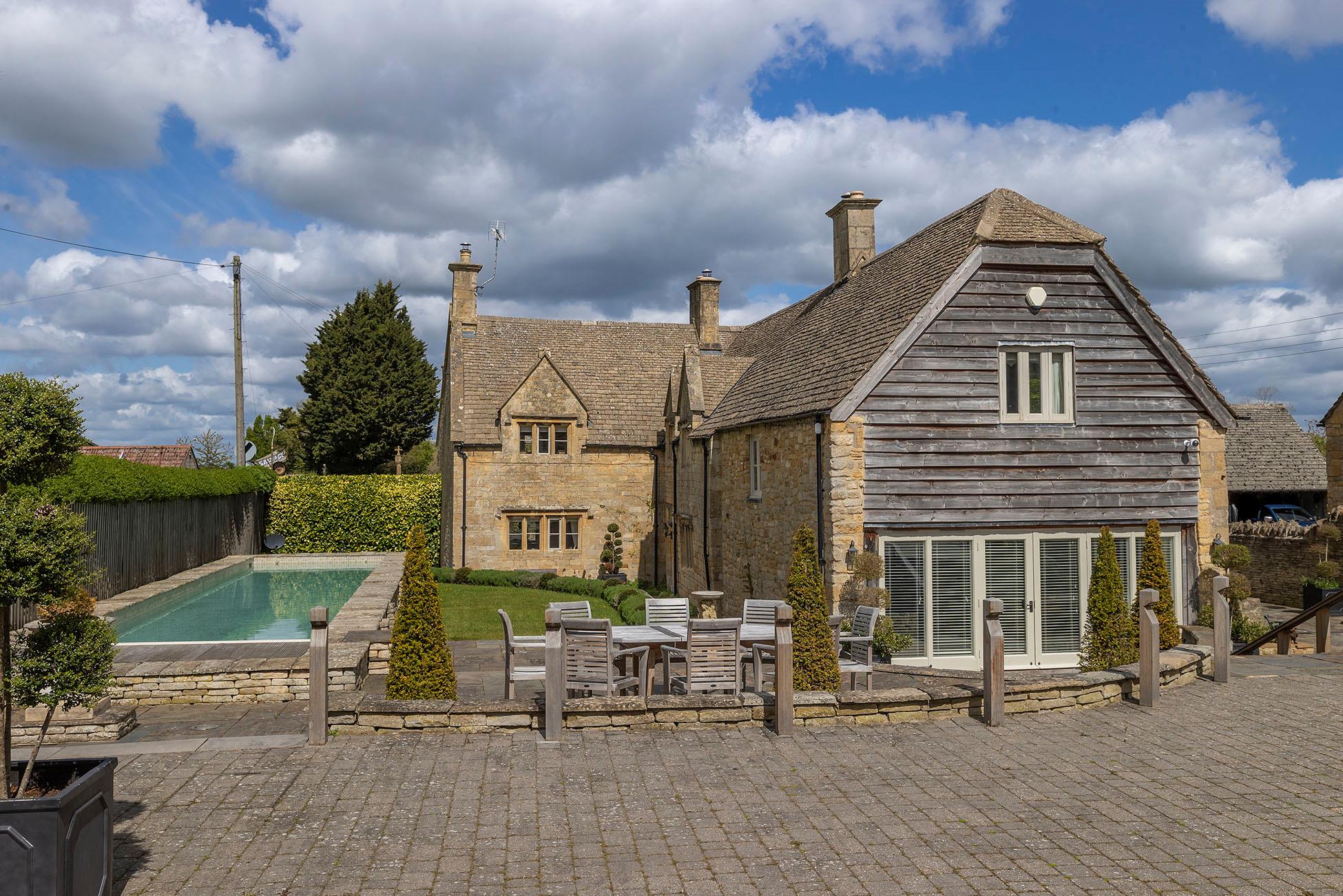 Saintbury, Broadway, Worcestershire WR12
