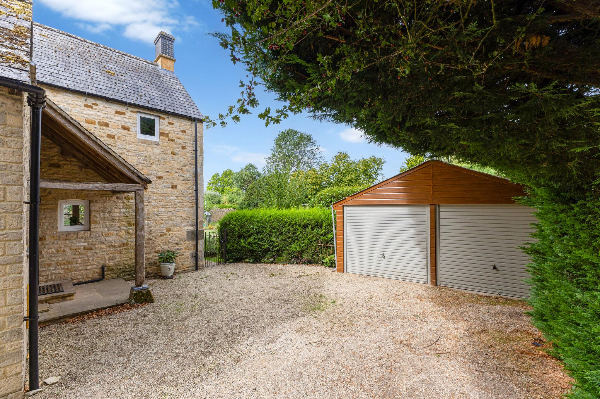 Church Lane, Bledington, Chipping Norton, Gloucestershire OX7