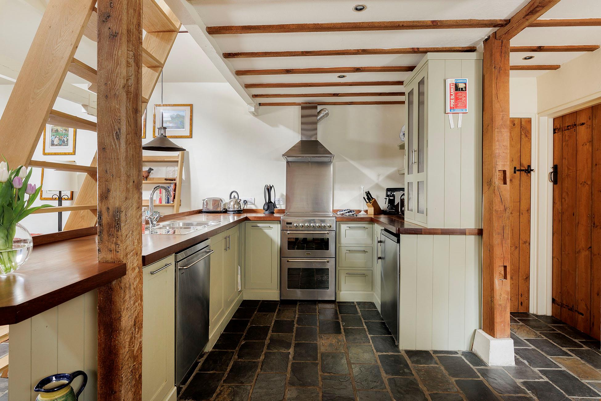 The Old Stables, Roel Hill Farm, Hawling, Cheltenham, Gloucestershire, GL54