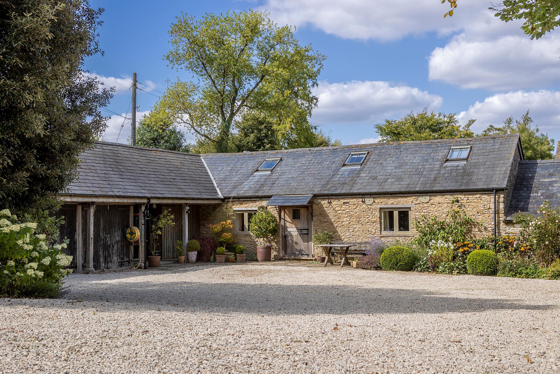 The Old Stables, Roel Hill Farm, Hawling, Cheltenham, Gloucestershire, GL54