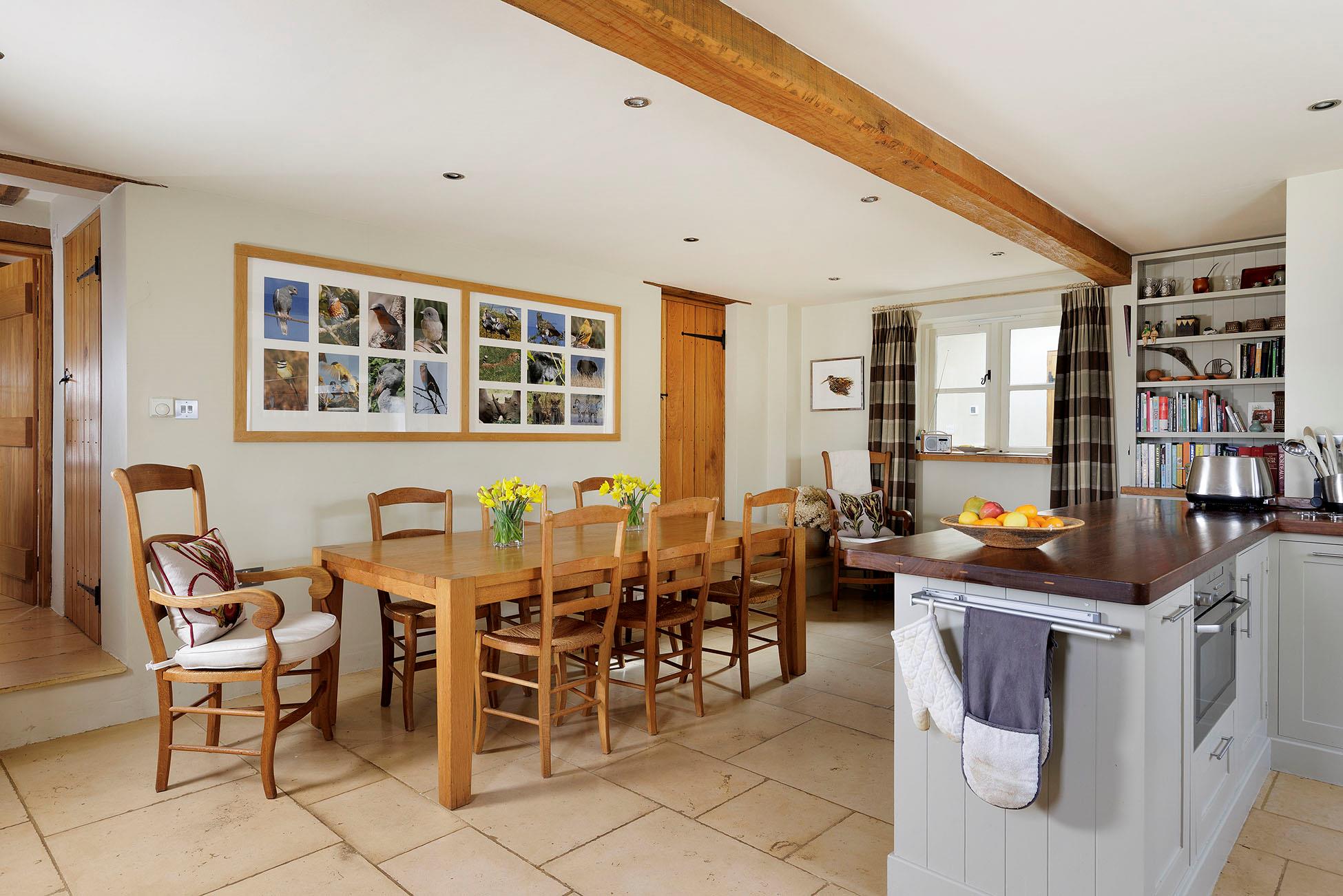 The Old Stables, Roel Hill Farm, Hawling, Cheltenham, Gloucestershire, GL54