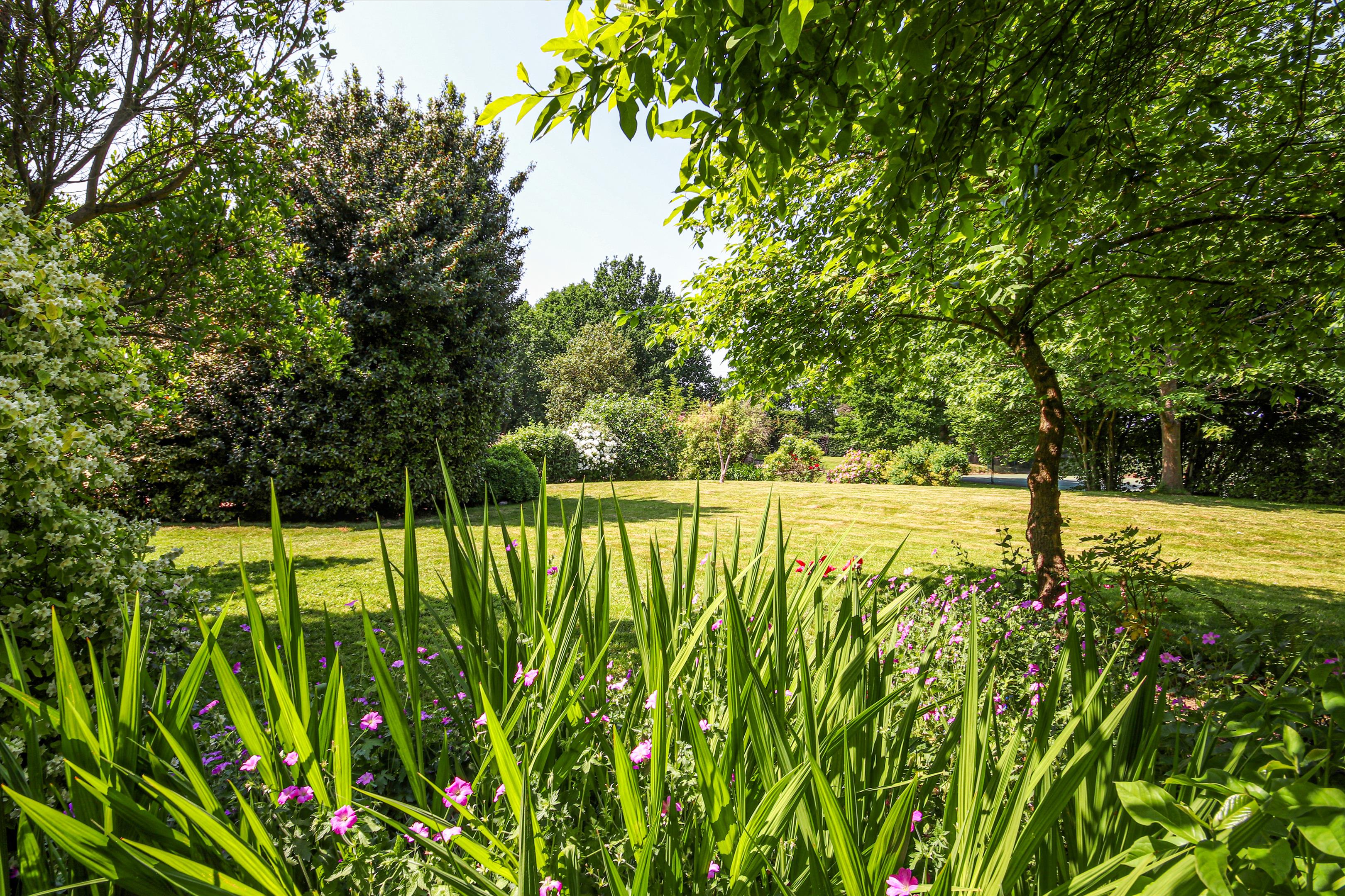 Lewes Heath, Horsmonden, Tonbridge, Kent TN12