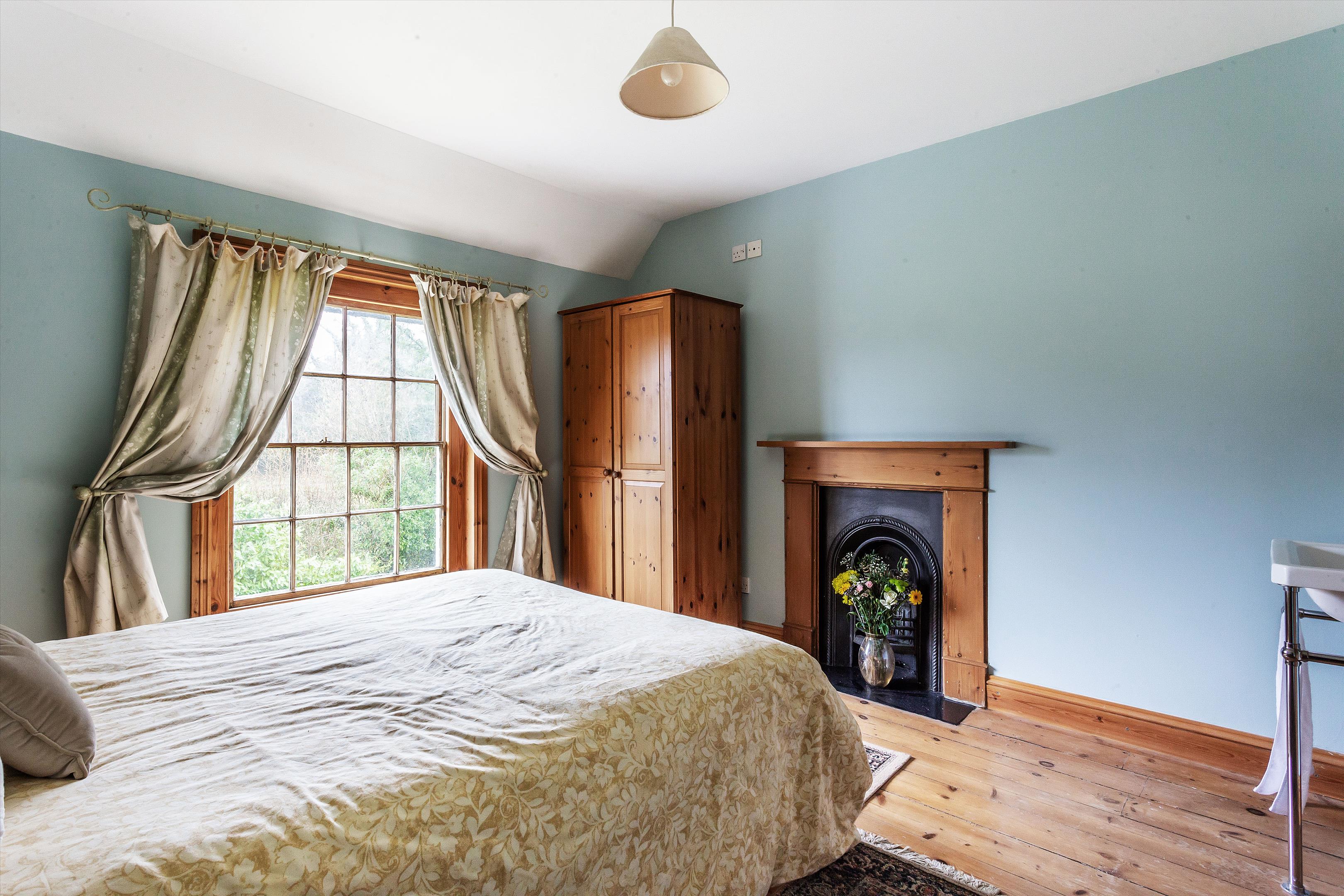 Bayham Road, Bells Yew Green, Tunbridge Wells, East Sussex, TN3