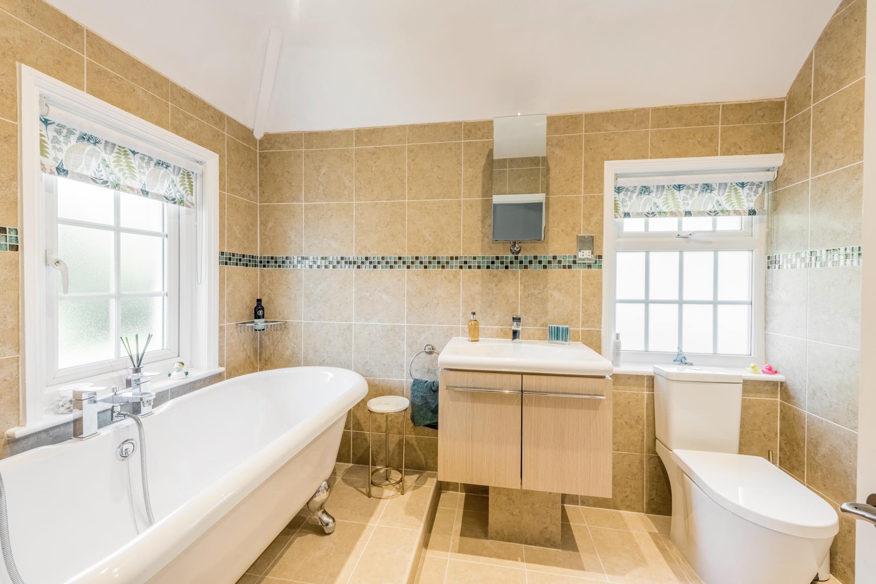Limes Lane, Buxted, Uckfield, East Sussex, TN22