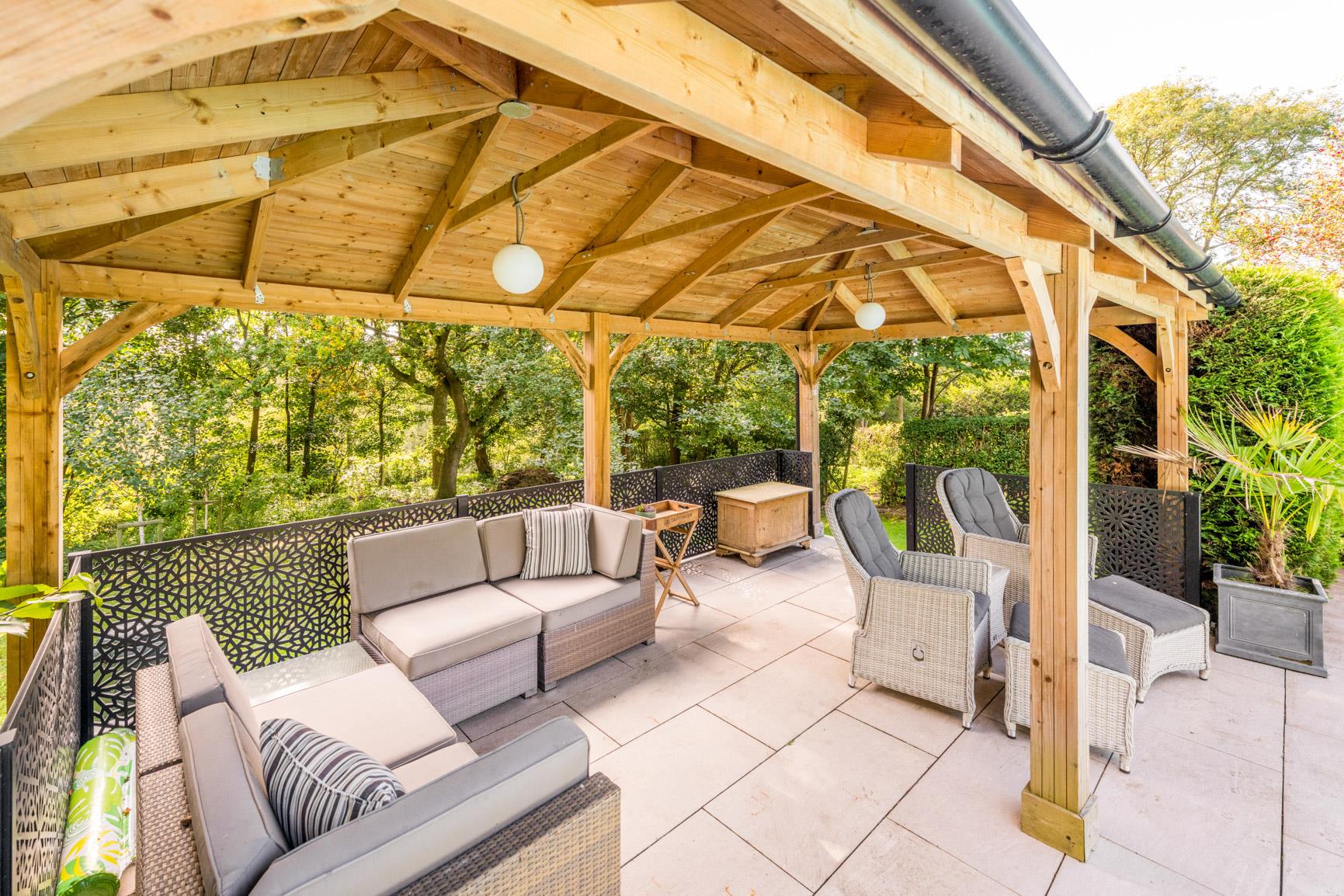 Limes Lane, Buxted, Uckfield, East Sussex, TN22