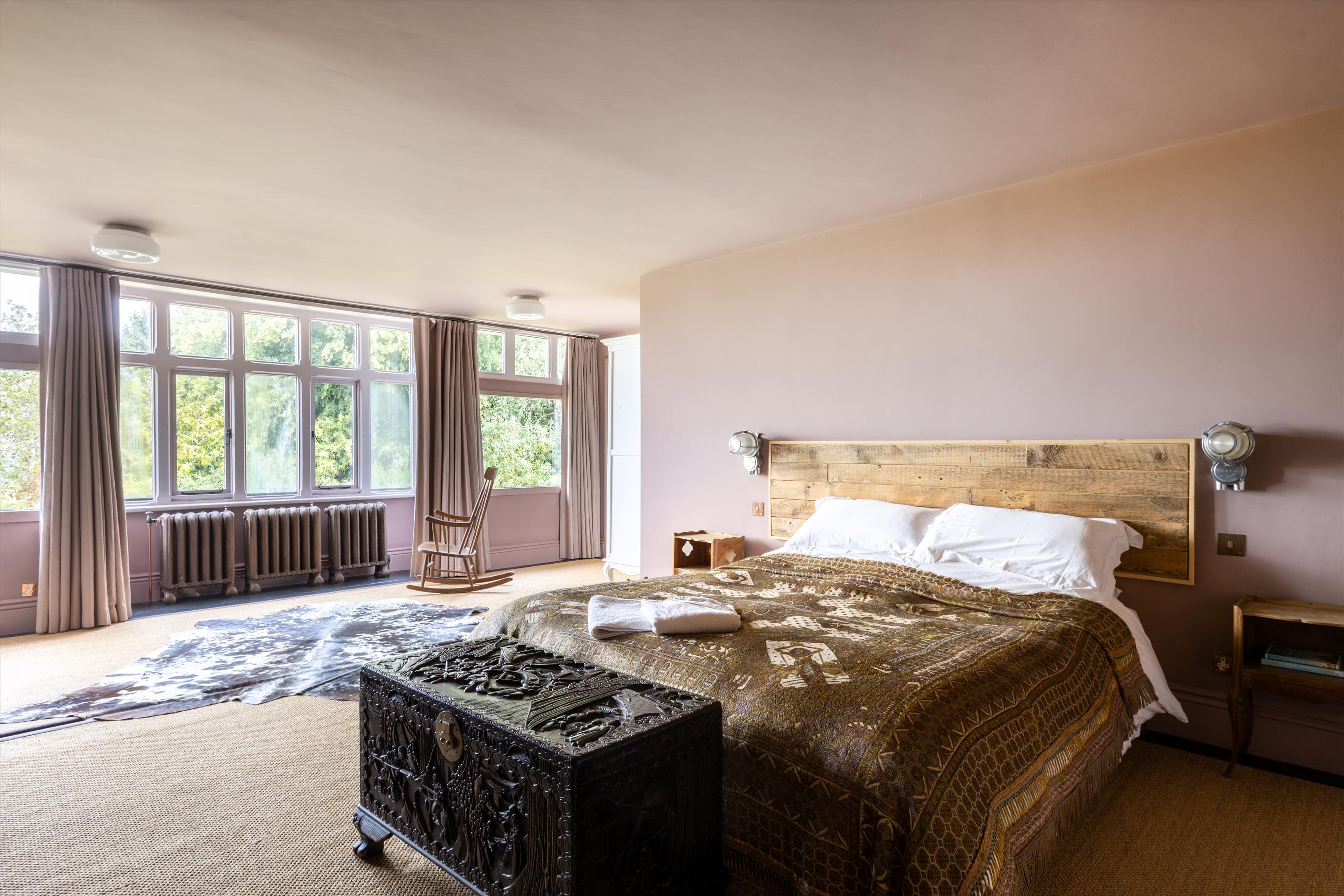 Plawhatch Lane, Sharpthorne, East Grinstead, East Sussex, RH19