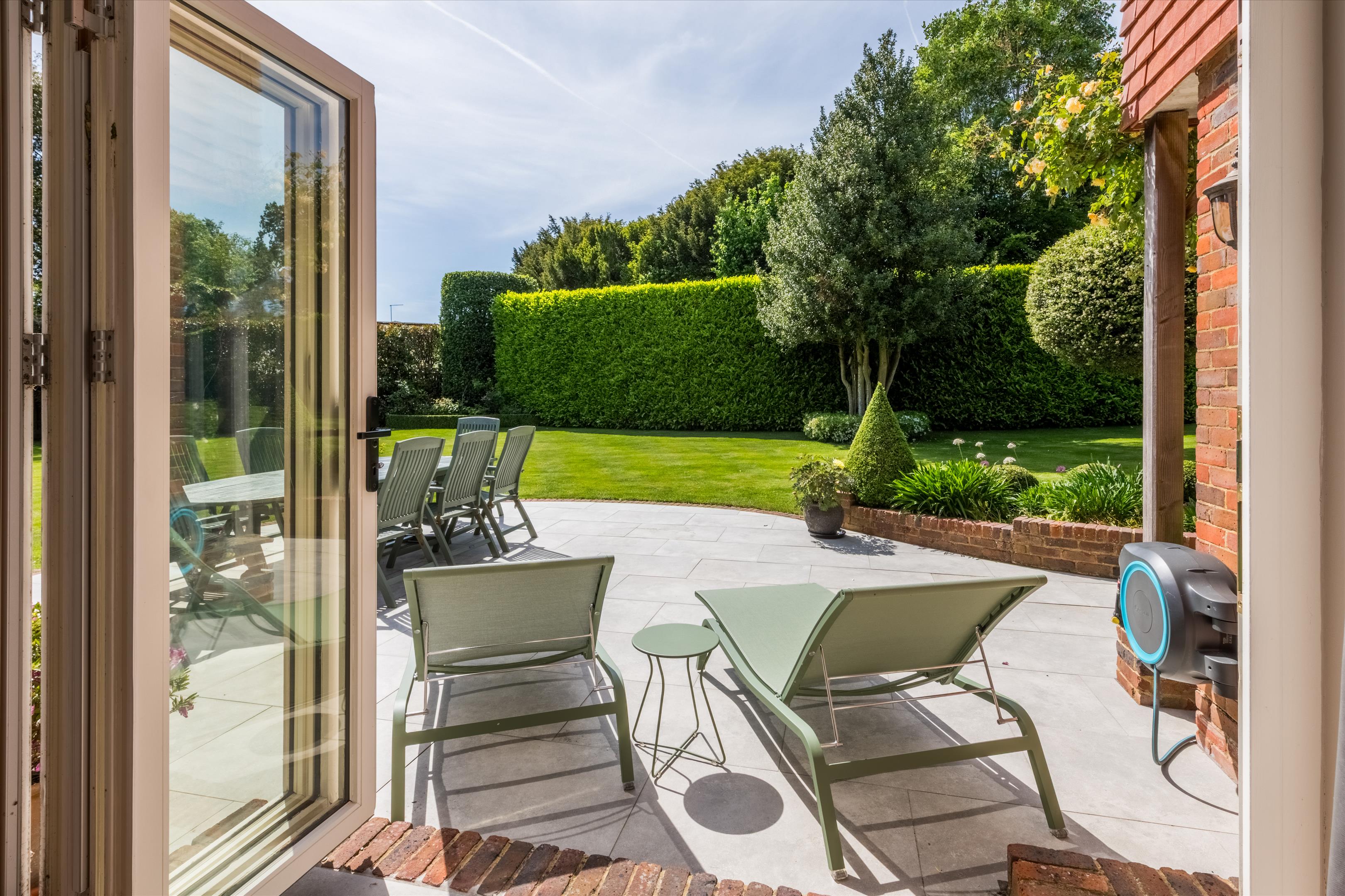 Grovehurst Lane, Horsmonden, Tonbridge, Kent TN12