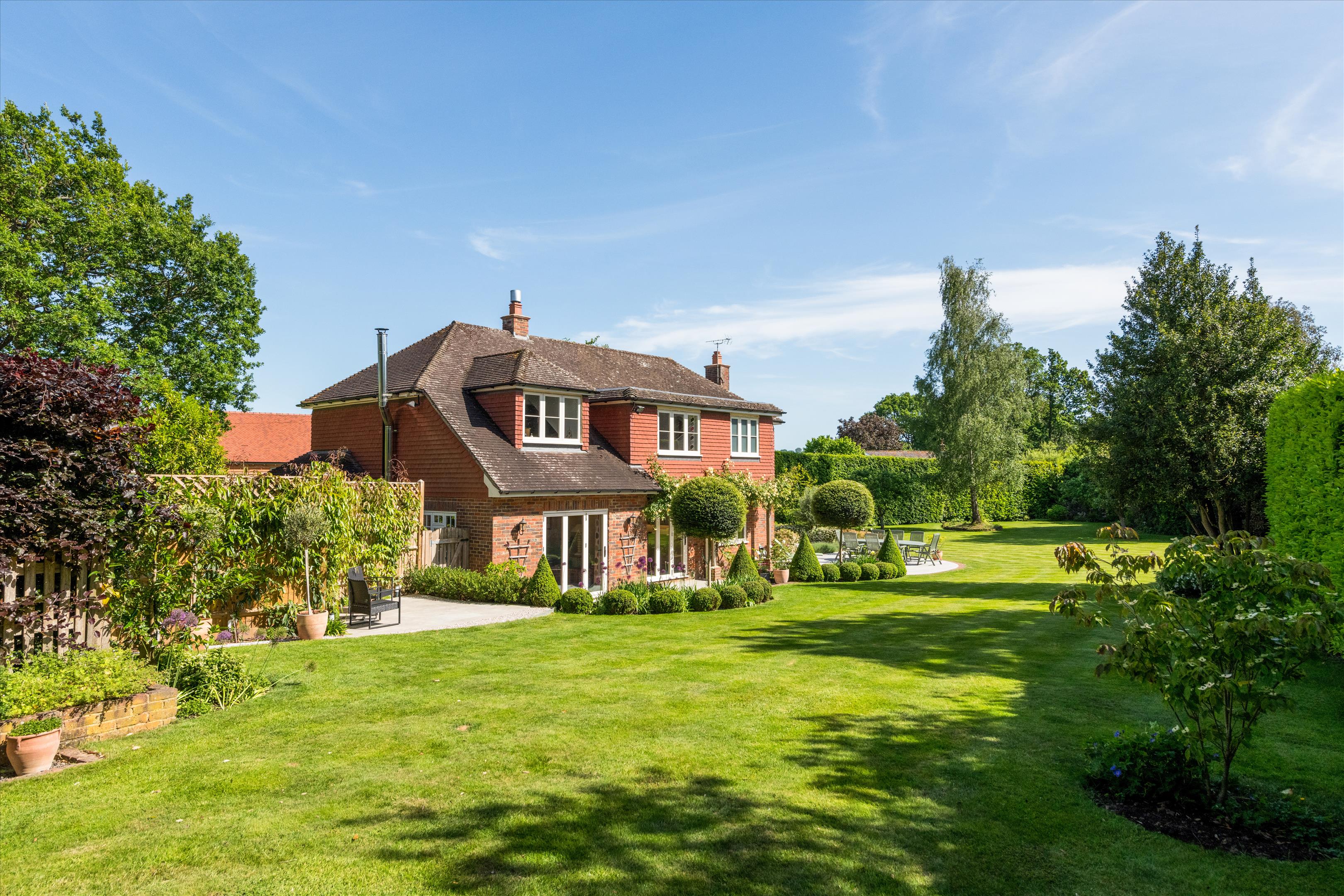 Grovehurst Lane, Horsmonden, Tonbridge, Kent TN12